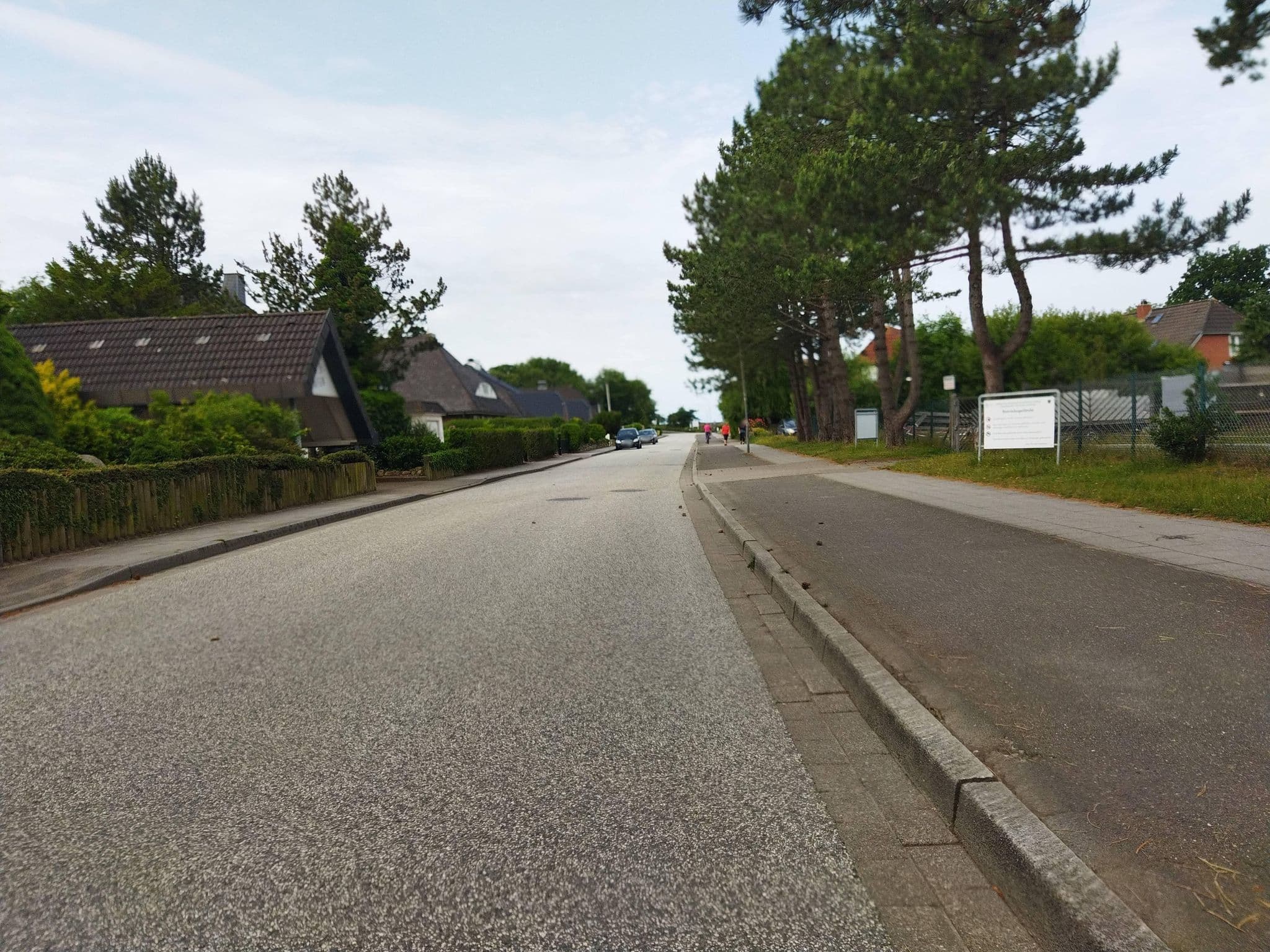 Street view near Christa Göttlich Otto Göttlich, Sankt Peter-Ording — © changchun1 (CC BY-SA · Mapillary)