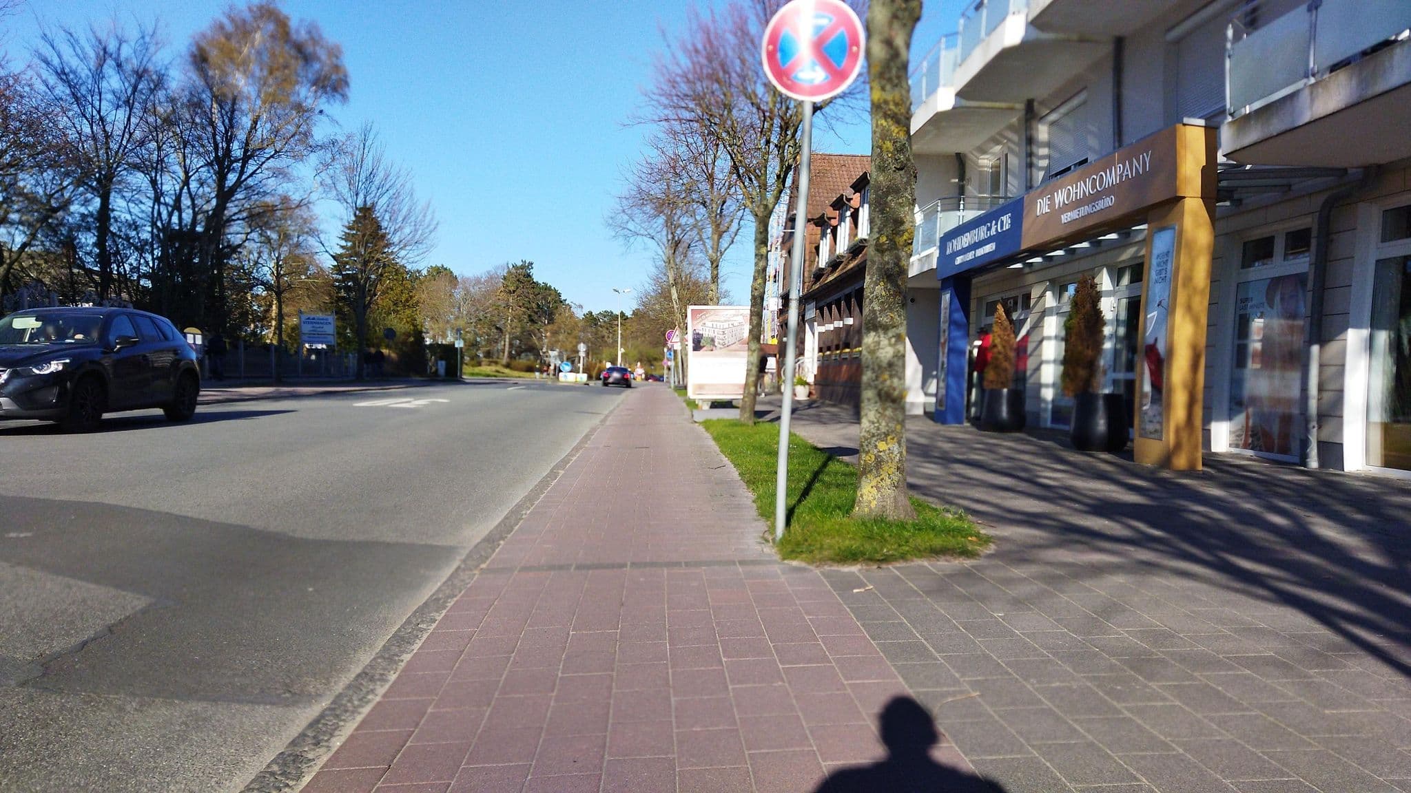 Street view near Bad- und Panoramahotel Sternhagen Das Haus am Strand GmbH & Co, Cuxhaven — © changchun1 (CC BY-SA · Mapillary)