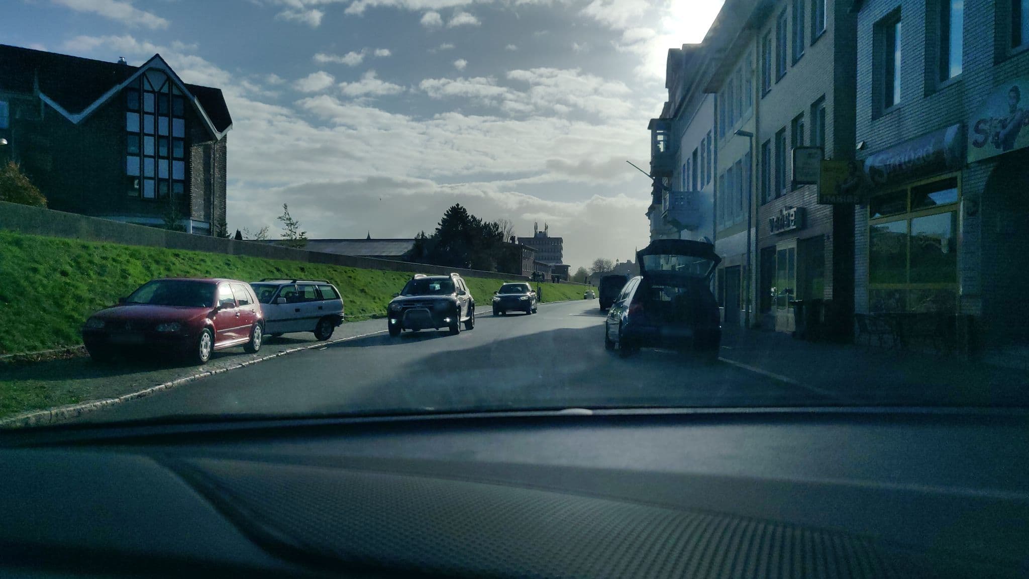 Street view near Urlaub direkt in der City Marina, Cuxhaven — © mighty_eighty (CC BY-SA · Mapillary)