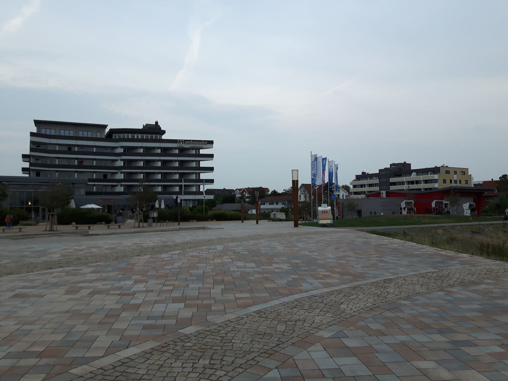 Street view near Best Western Premier Hotel Ambassador Sankt Peter-Ording, Sankt Peter-Ording — © kricki (CC BY-SA · Mapillary)