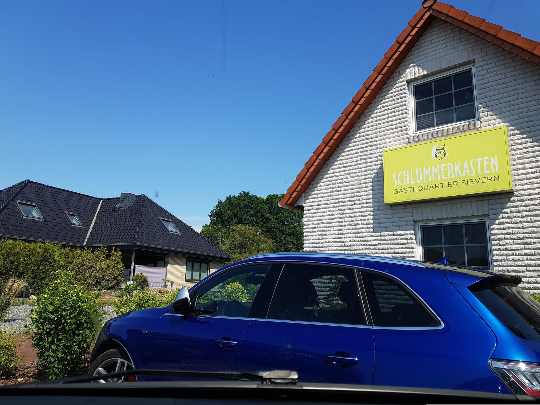 Street view near Gästequartier Schlummerkasten, Dorum — © hawkar (CC BY-SA · Mapillary)