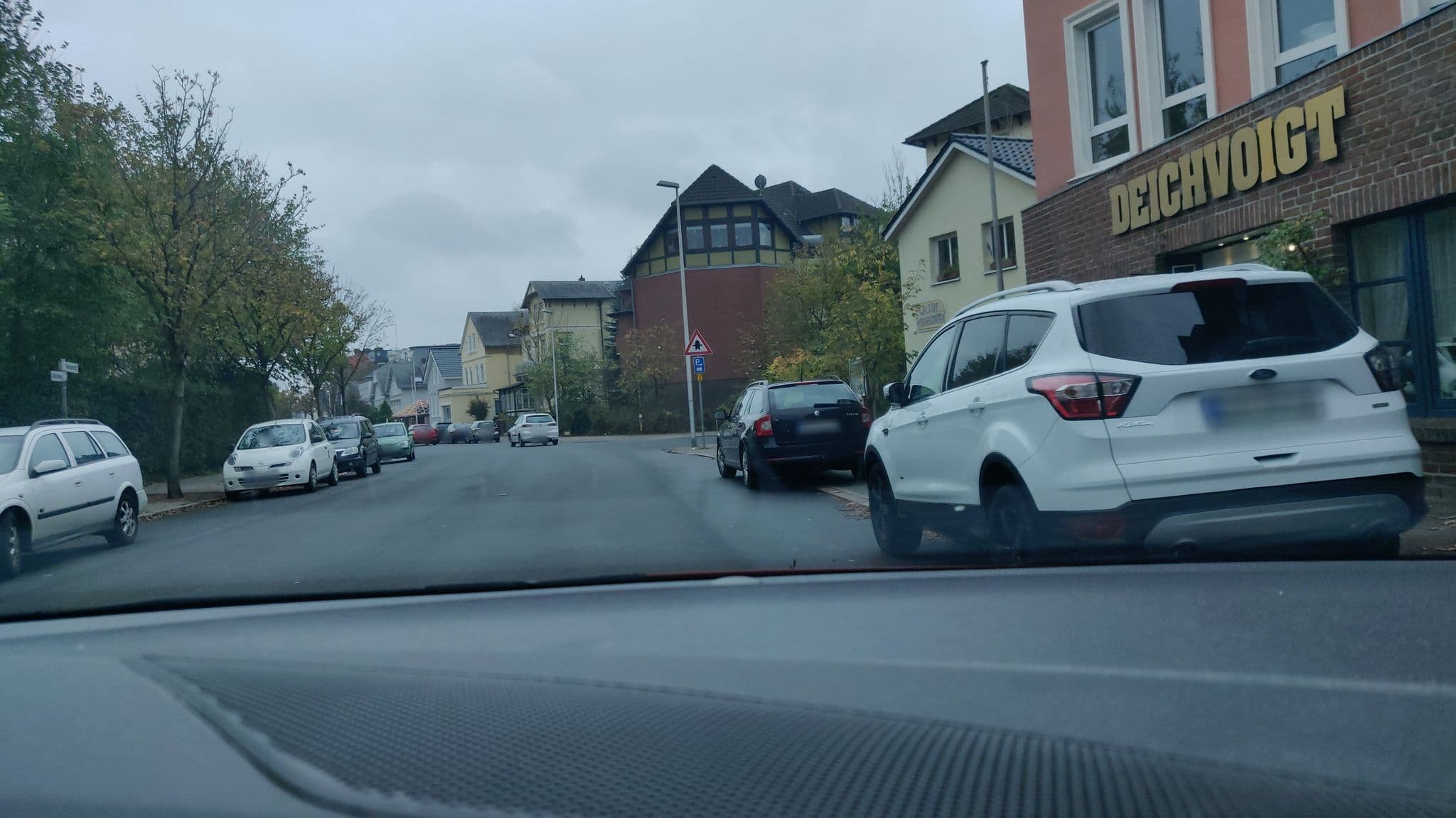 Street view near Villa Deichvoigt, Cuxhaven — © mighty_eighty (CC BY-SA · Mapillary)