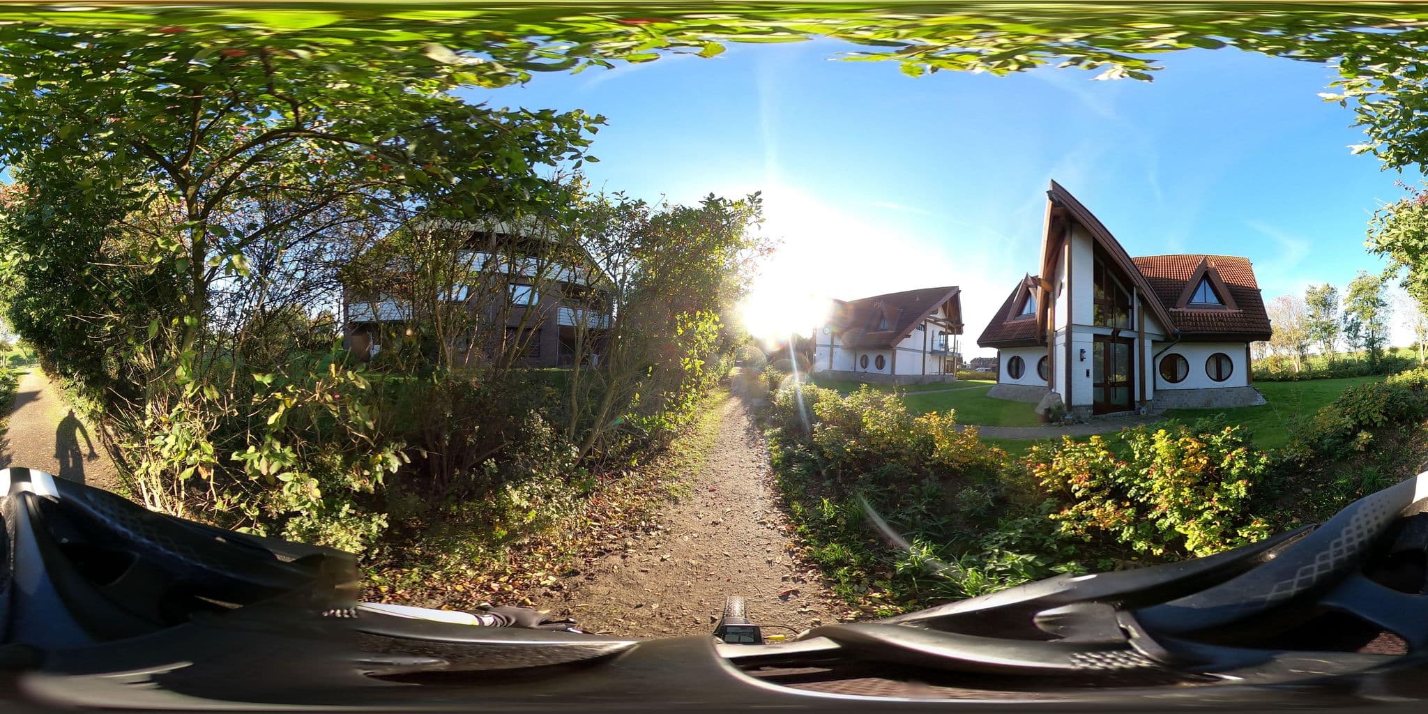 Street view near Grüne Düne Meerblick, Friedrichskoog — © stefanhrt (CC BY-SA · Mapillary)