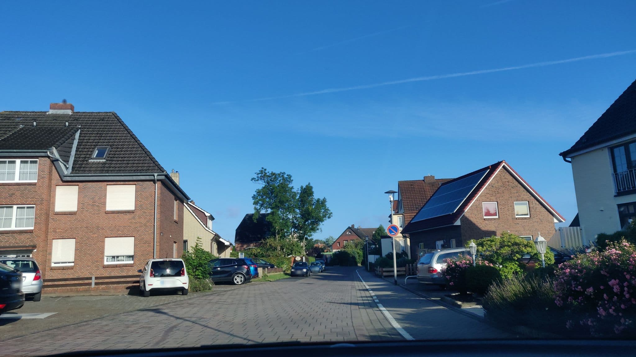 Street view near Ferienwohnung im Haus Najade, Cuxhaven — © mighty_eighty (CC BY-SA · Mapillary)