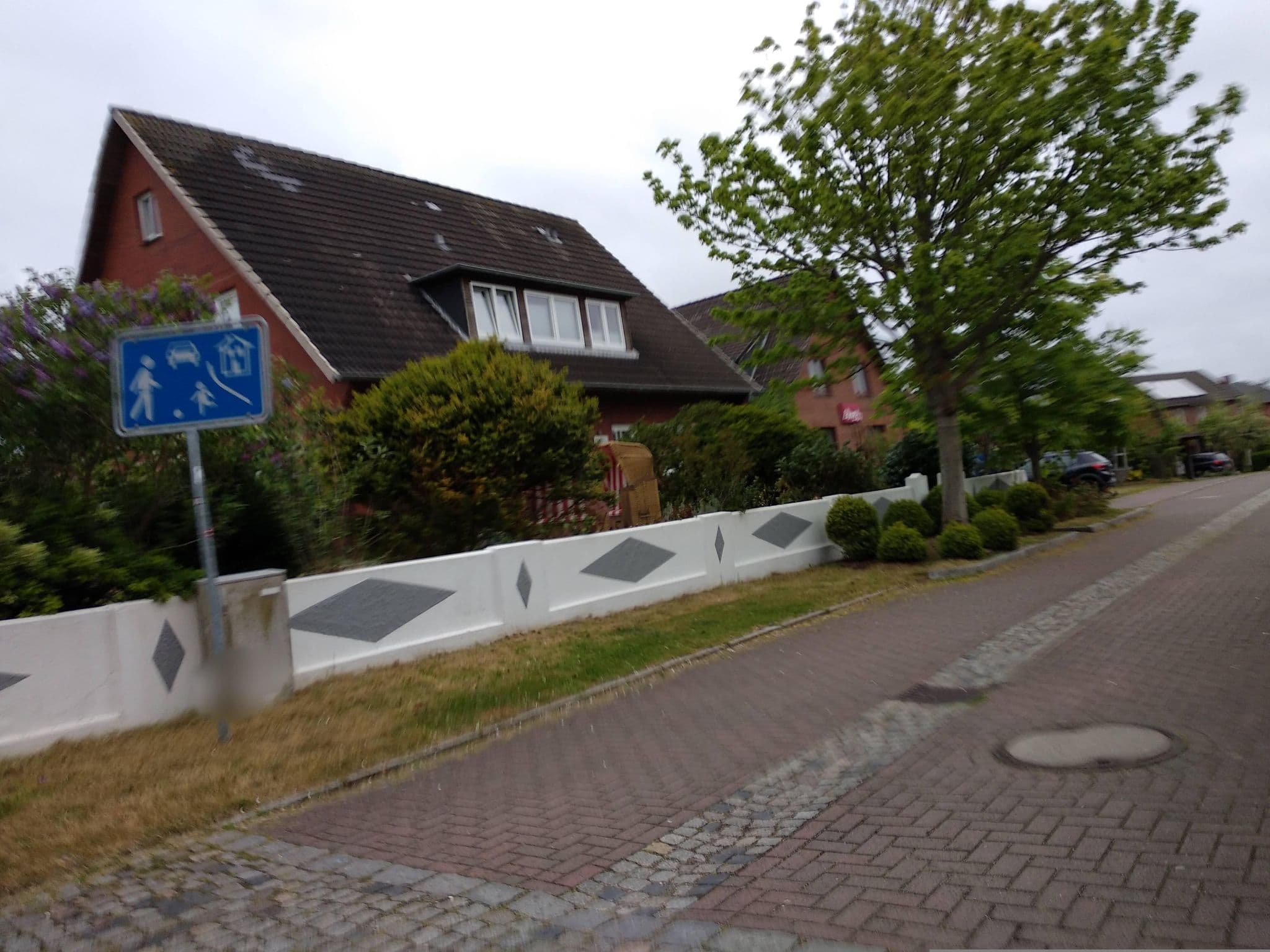 Street view near Hotel Restaurant Graf Luckner Inh. Gunnar Jöns e.K., Wyk auf Föhr — © steinm (CC BY-SA · Mapillary)