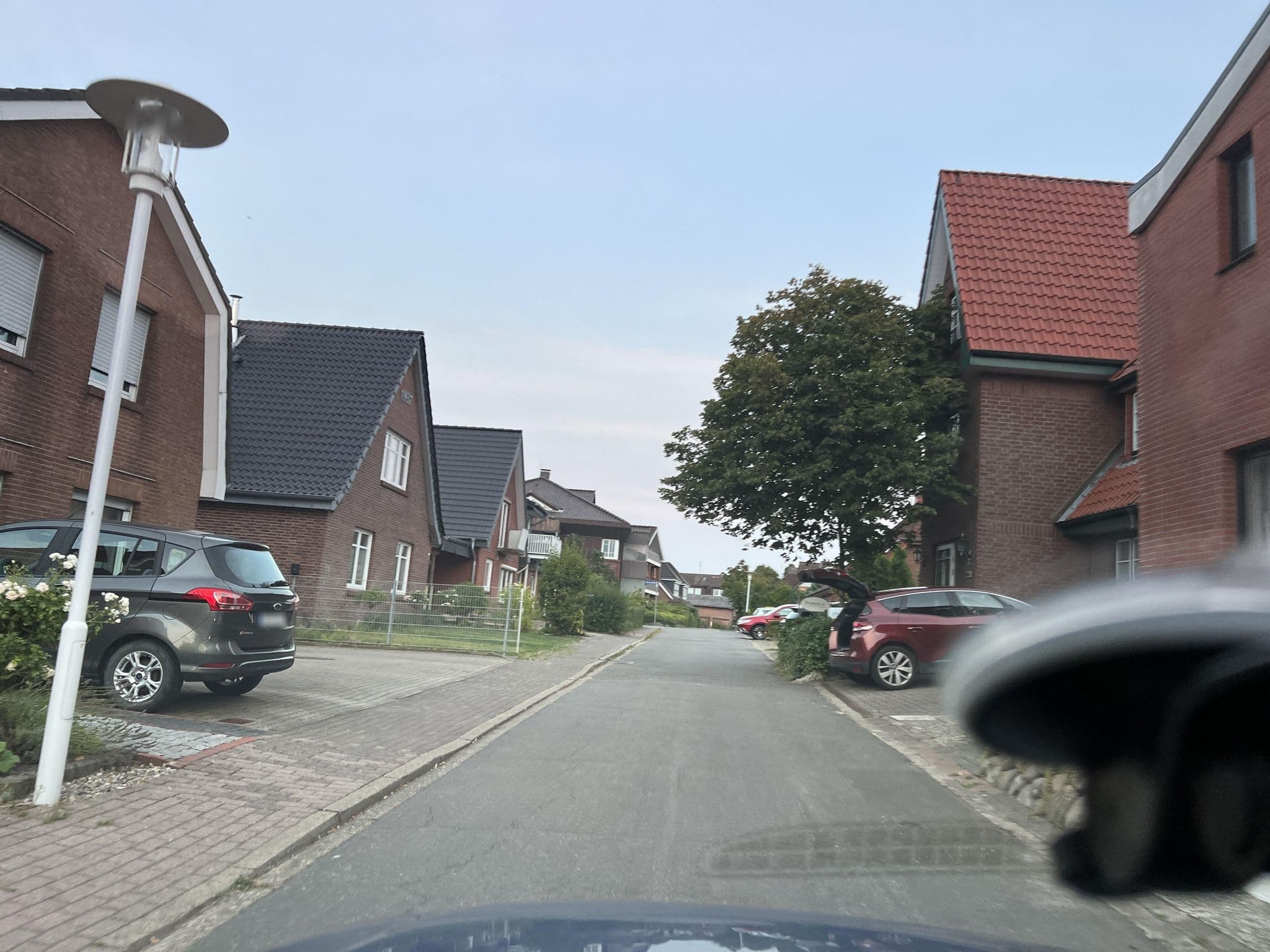 Street view near Nordseewind, Büsum — © robffm (CC BY-SA · Mapillary)
