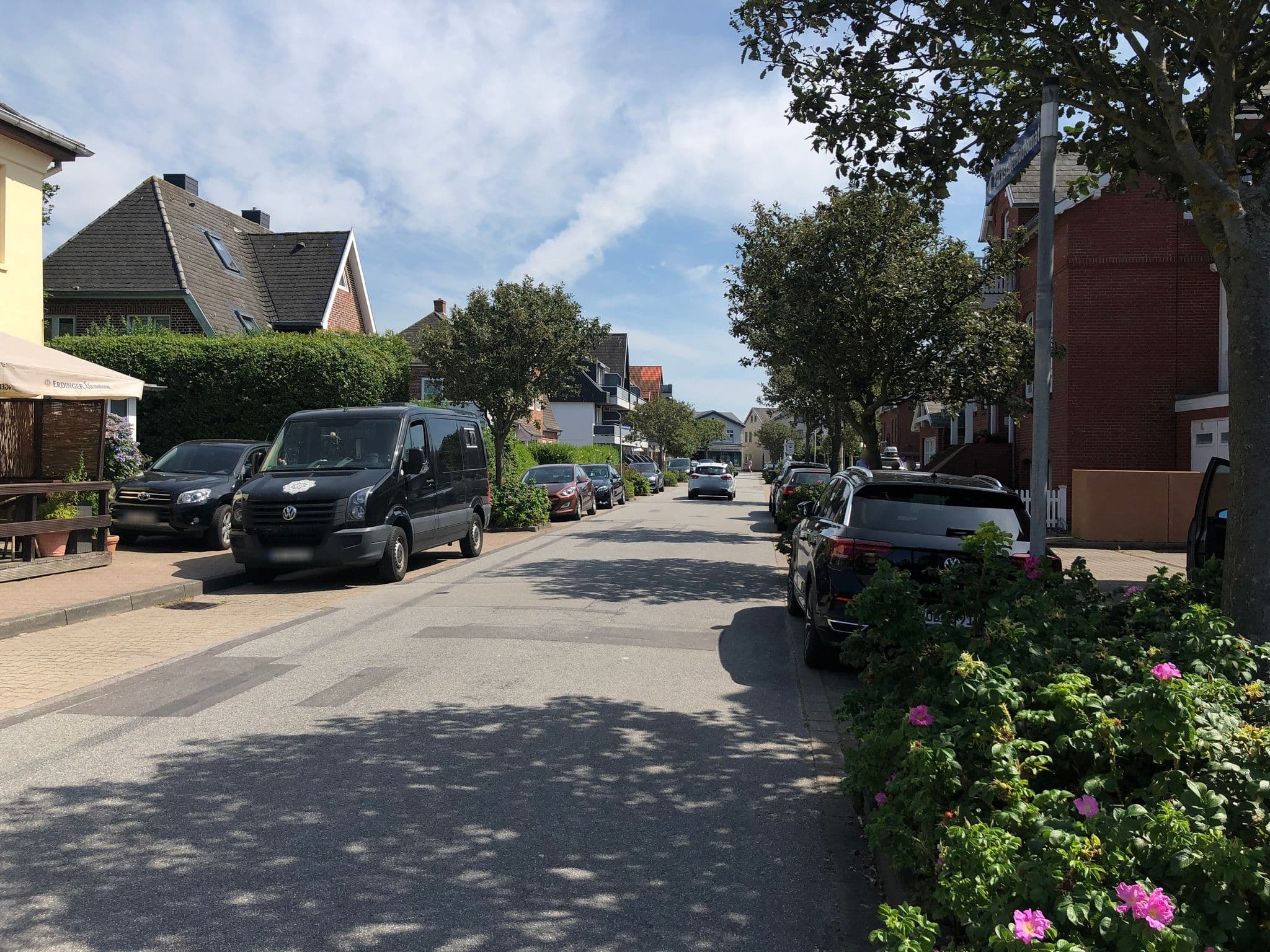 Street view near Gästehaus Haus Blankenese, Westerland — © figij005 (CC BY-SA · Mapillary)