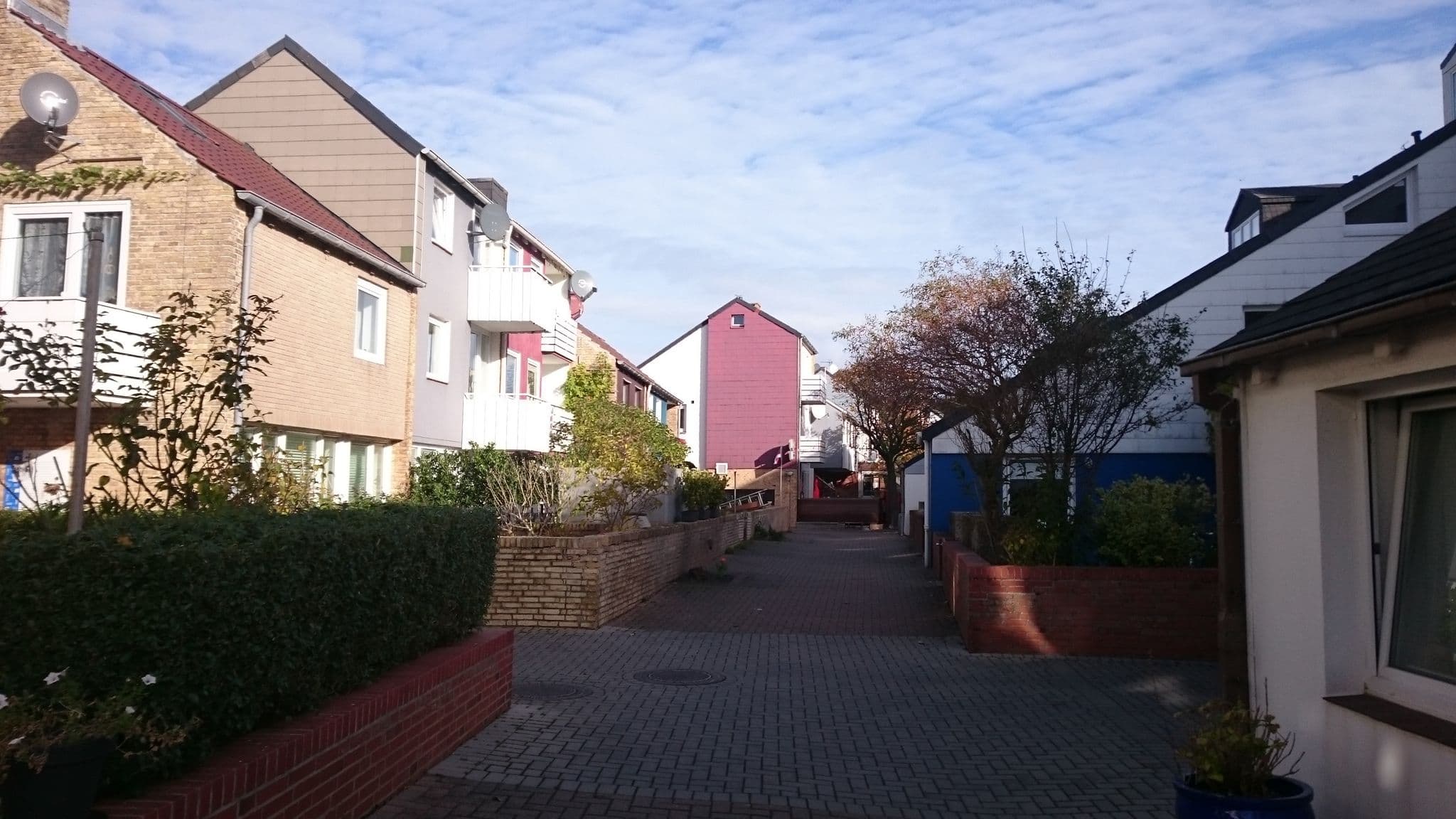 Street view near Kanje Oelrich und Ursula Appartementvermietung, Helgoland — © thx (CC BY-SA · Mapillary)