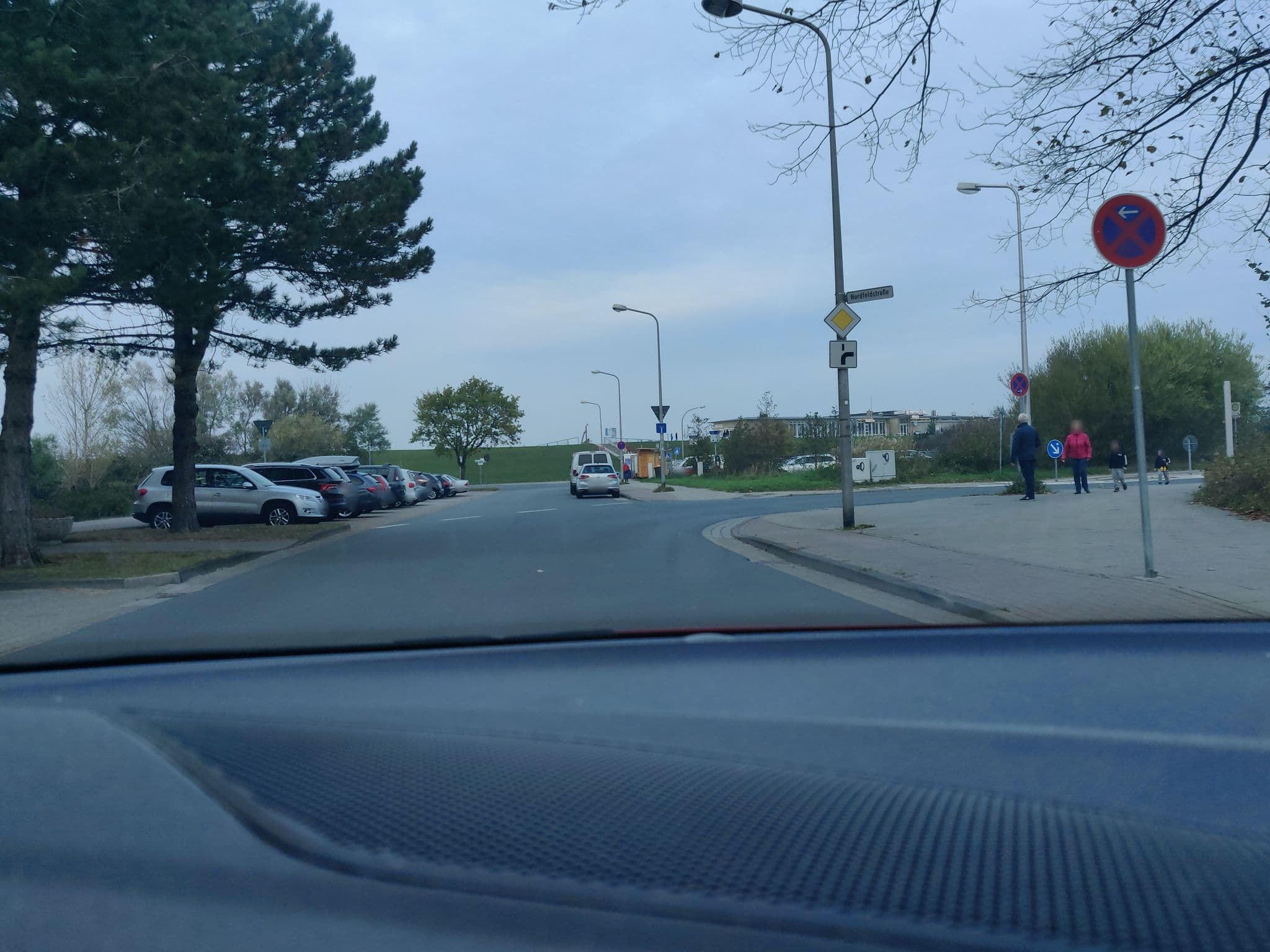 Street view near Conrady - Plattner, Cuxhaven — © mighty_eighty (CC BY-SA · Mapillary)