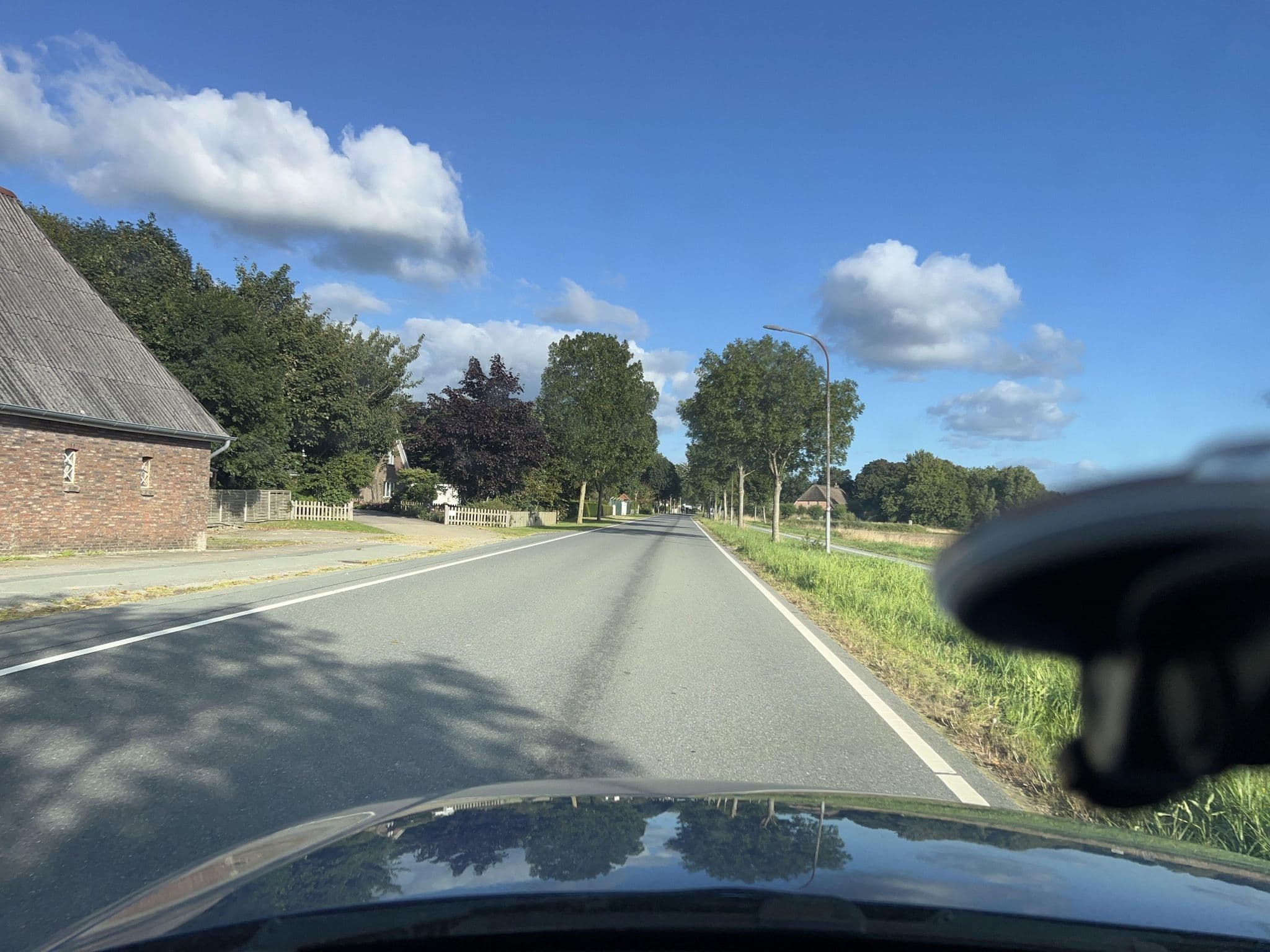Street view near Ferienwohnungen Sterdebüll-Hof Stollberg Gerd, Bordelum — © robffm (CC BY-SA · Mapillary)
