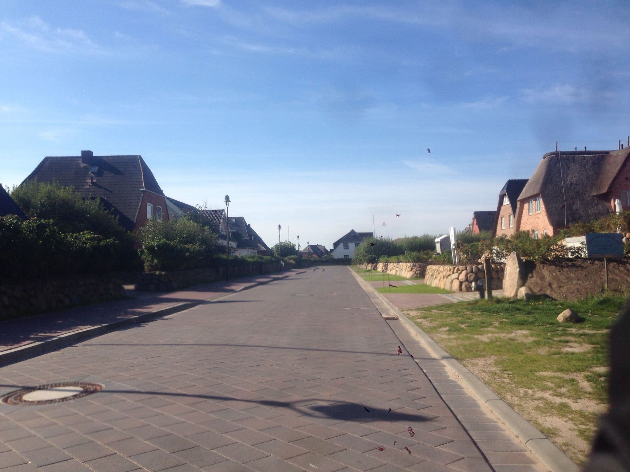 Street view near Gartenhotel, Westerland — © mjay (CC BY-SA · Mapillary)