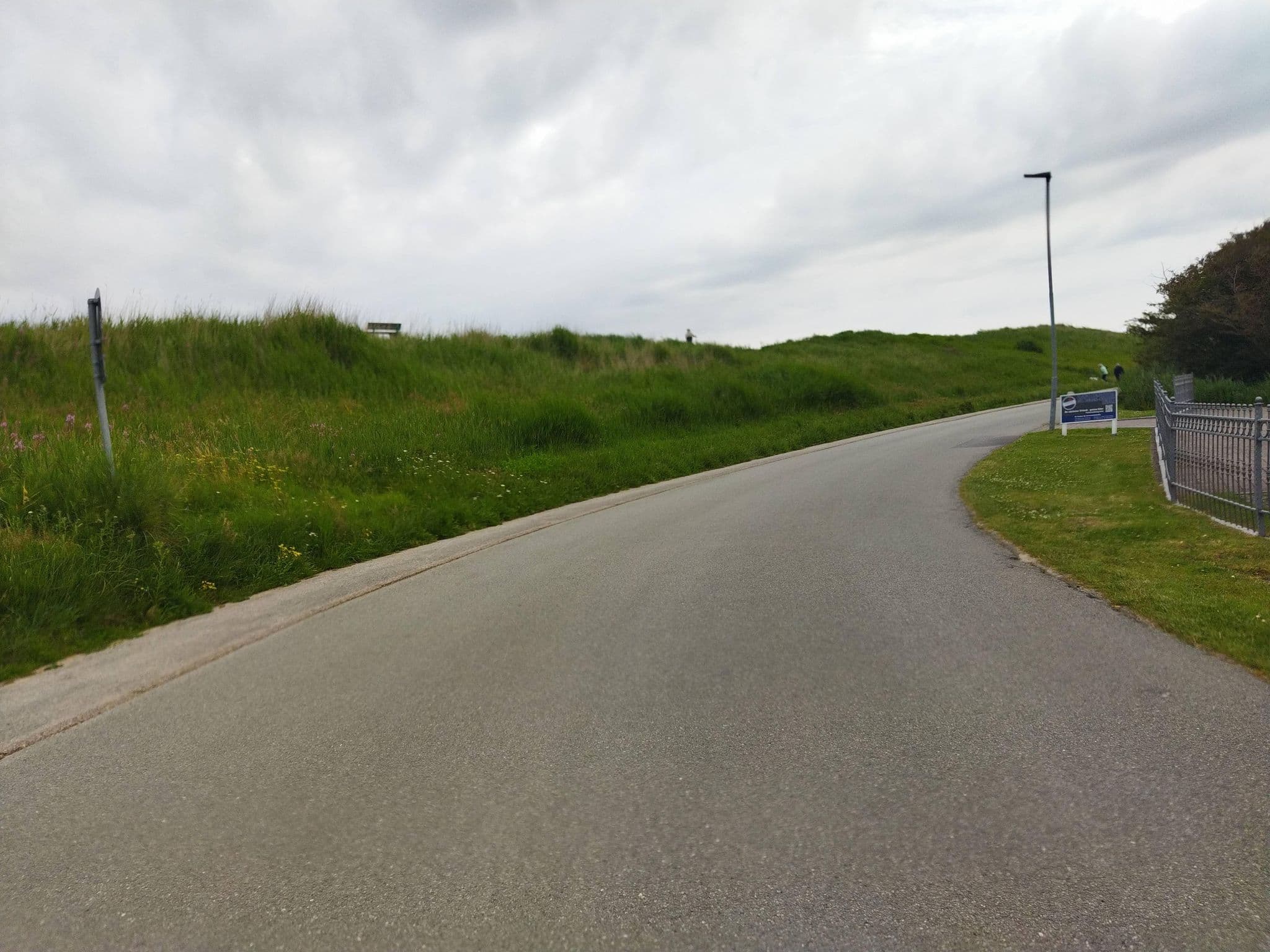Street view near Deichschänke, Sankt Peter-Ording — © changchun1 (CC BY-SA · Mapillary)