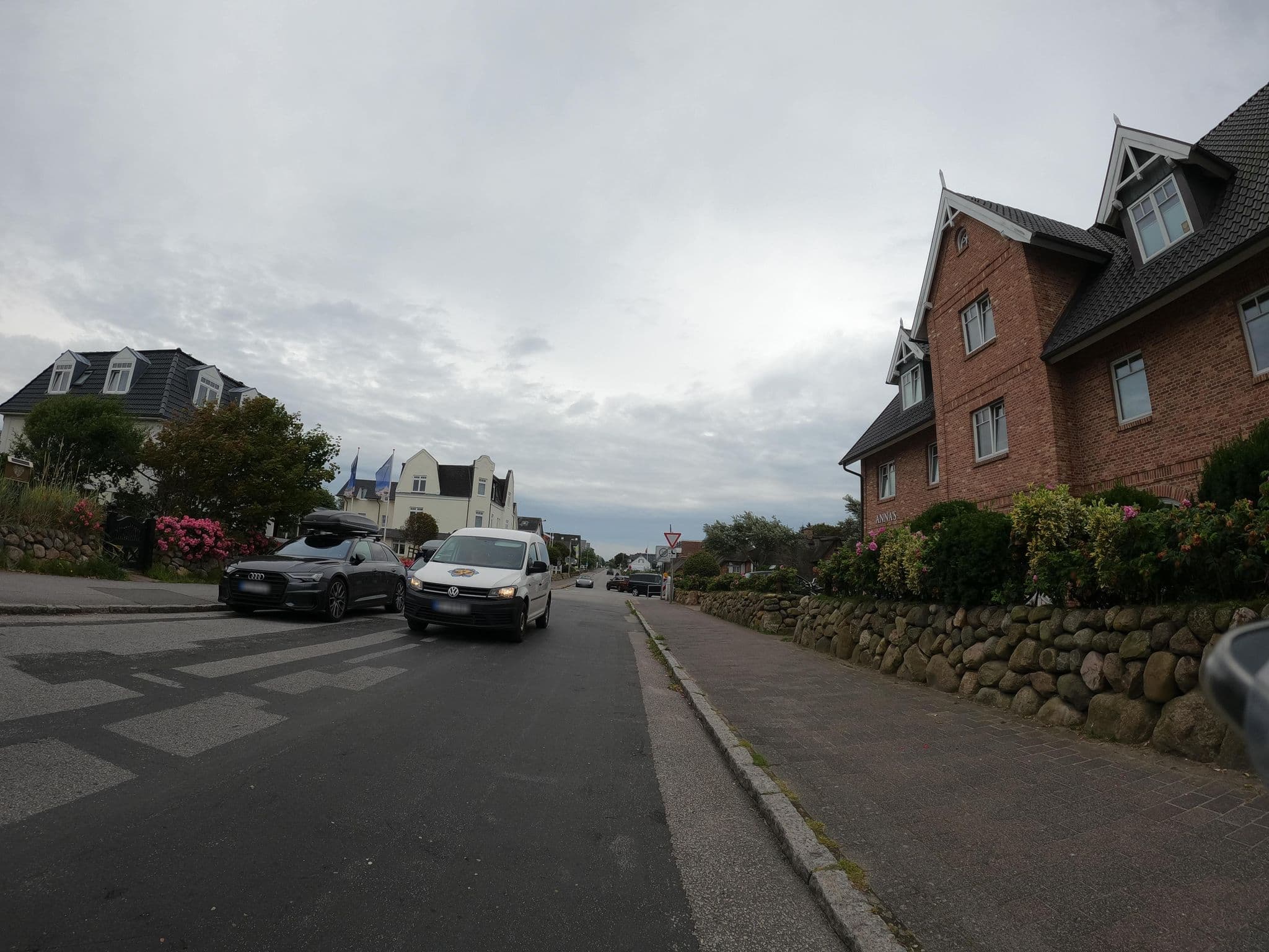 Street view near Schmidt Hotelmanagement, Westerland — © strubbl (CC BY-SA · Mapillary)