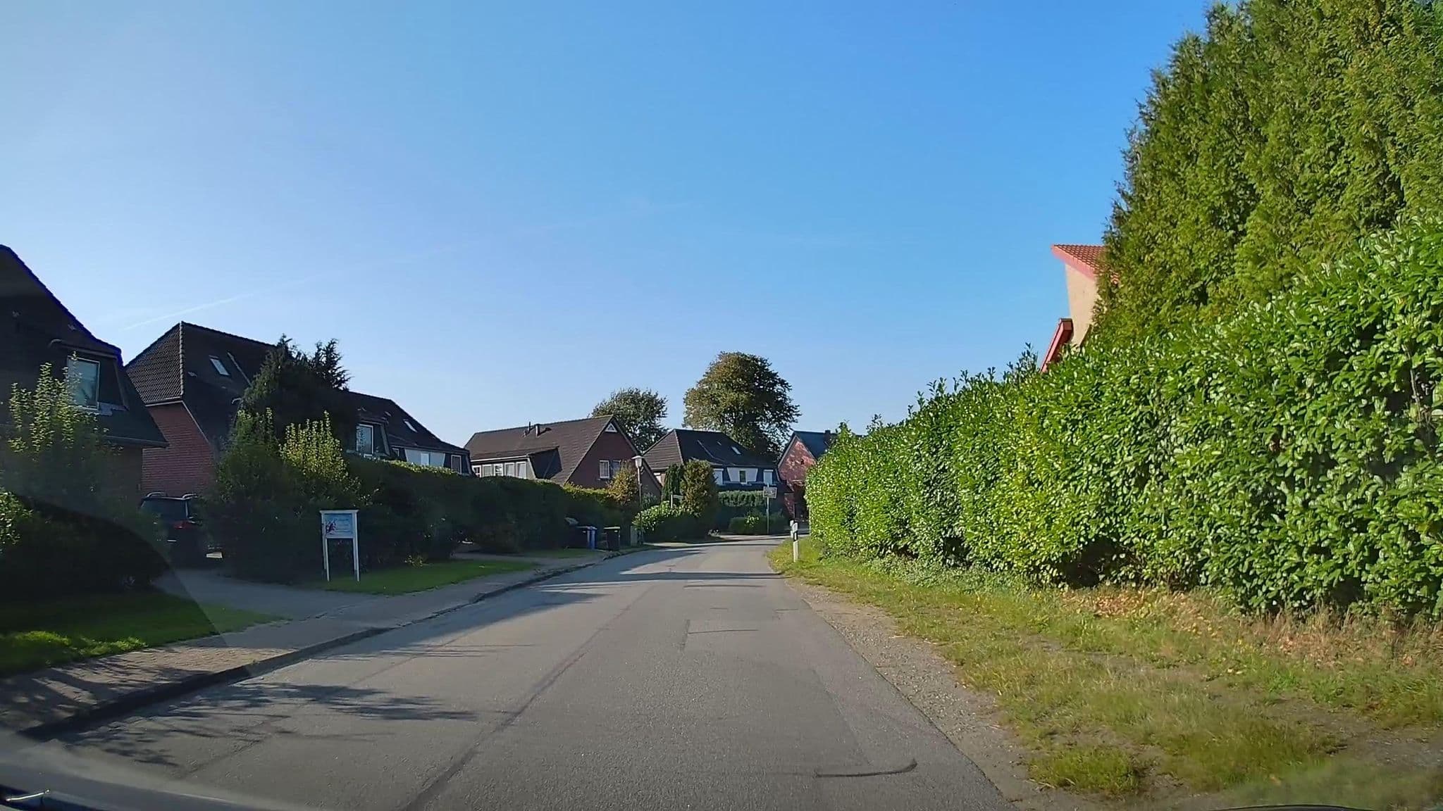 Street view near Im Heidedorf Haus to Baben, Nordholz — © hendel (CC BY-SA · Mapillary)