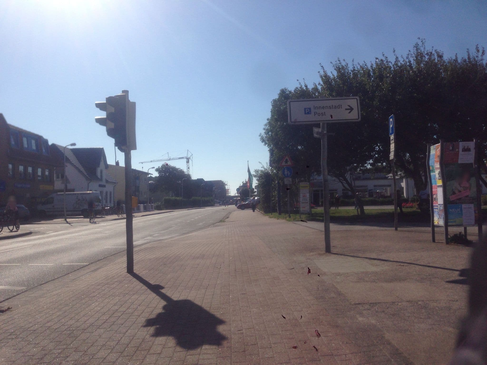 Street view near Schmucke Huus - Bungalow, Westerland — © mjay (CC BY-SA · Mapillary)