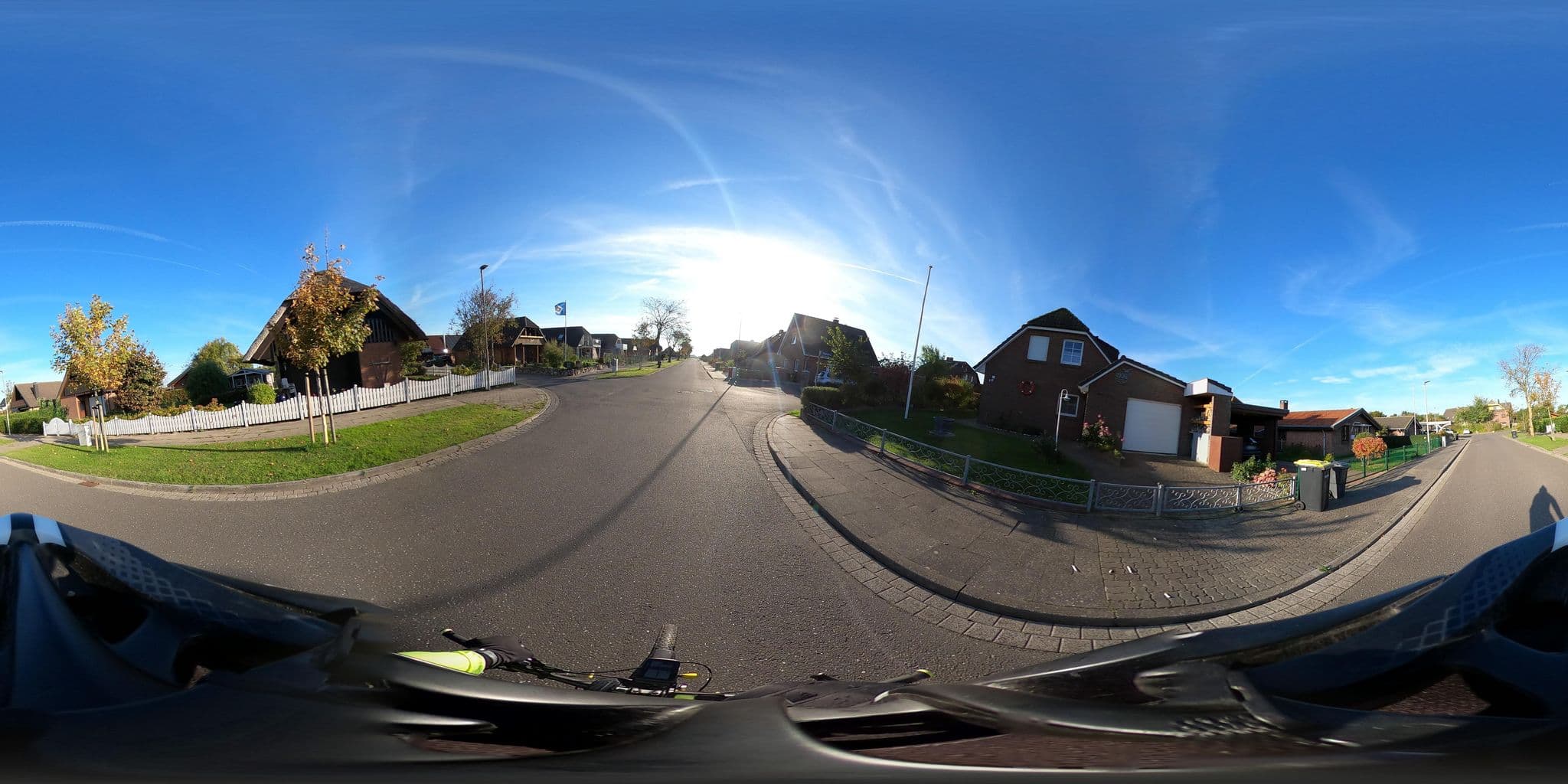 Street view near H. Hamdorf, E. Ferienhausvermietung, Friedrichskoog — © stefanhrt (CC BY-SA · Mapillary)