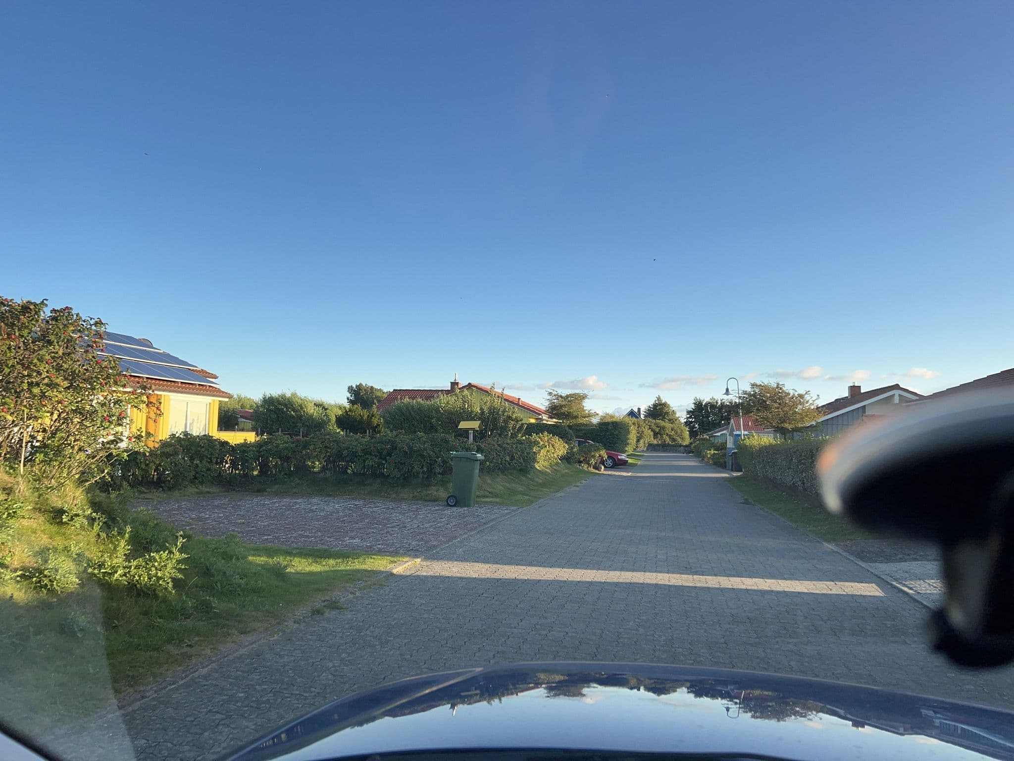 Street view near Villa Beau Rivage, Wesselburen — © robffm (CC BY-SA · Mapillary)
