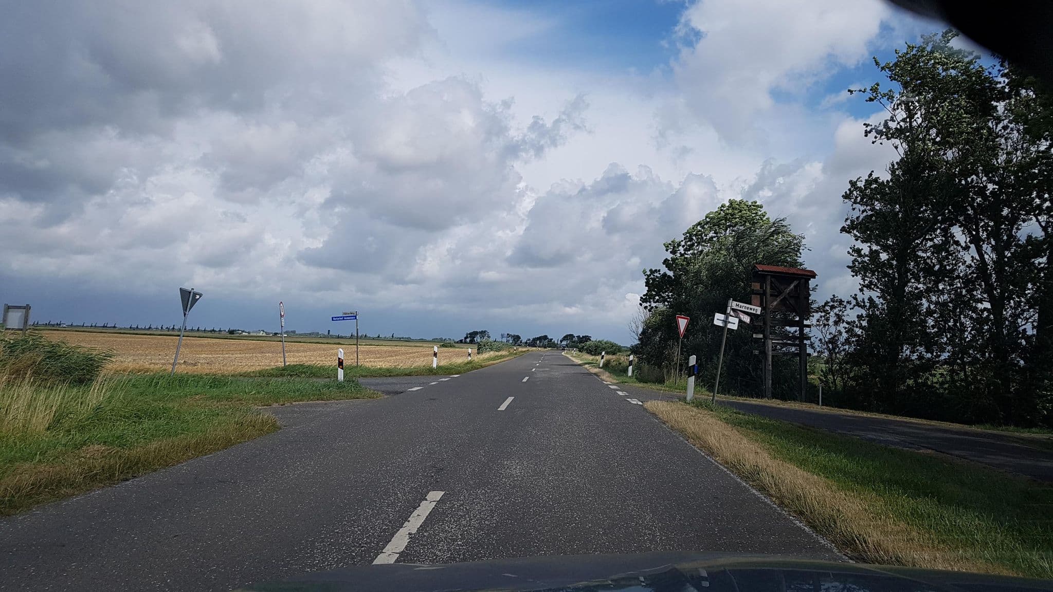 Street view near Gästehäuser Lorenzen, Sankt Peter-Ording — © dsmm (CC BY-SA · Mapillary)