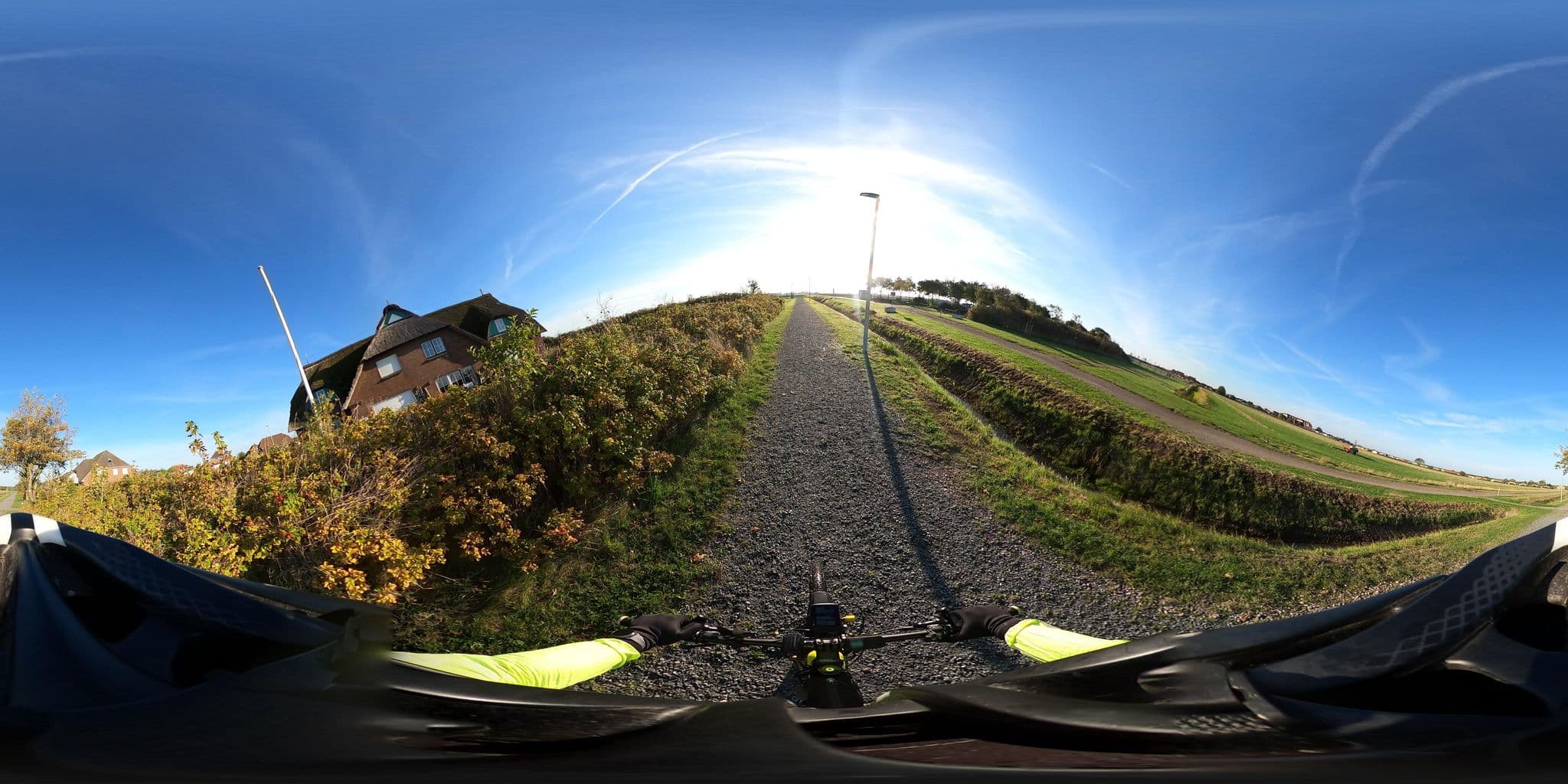 Street view near Ferienhaus Deichgraf, Friedrichskoog — © stefanhrt (CC BY-SA · Mapillary)
