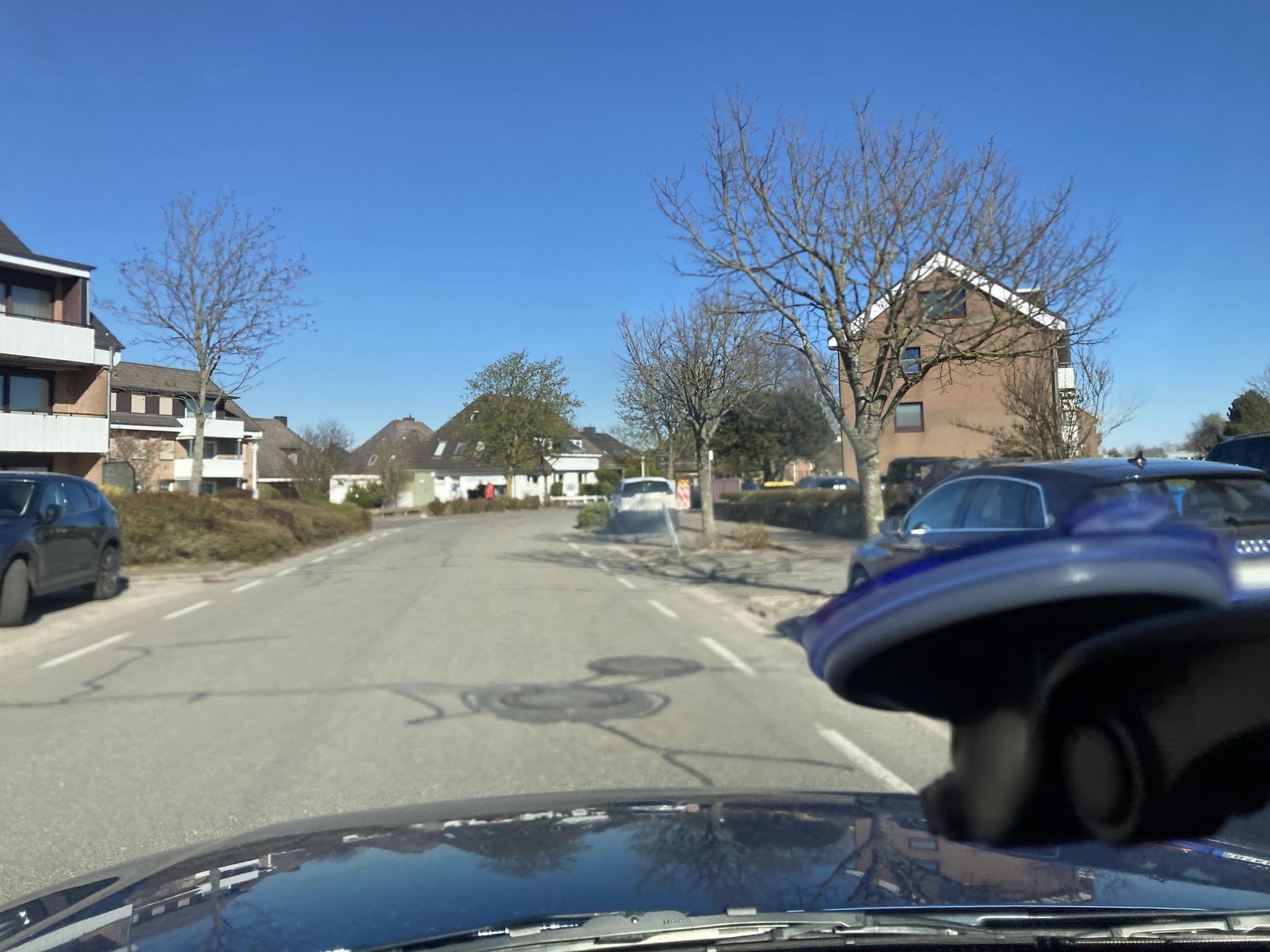 Street view near Garni-Hotel Antares, Büsum — © robffm (CC BY-SA · Mapillary)
