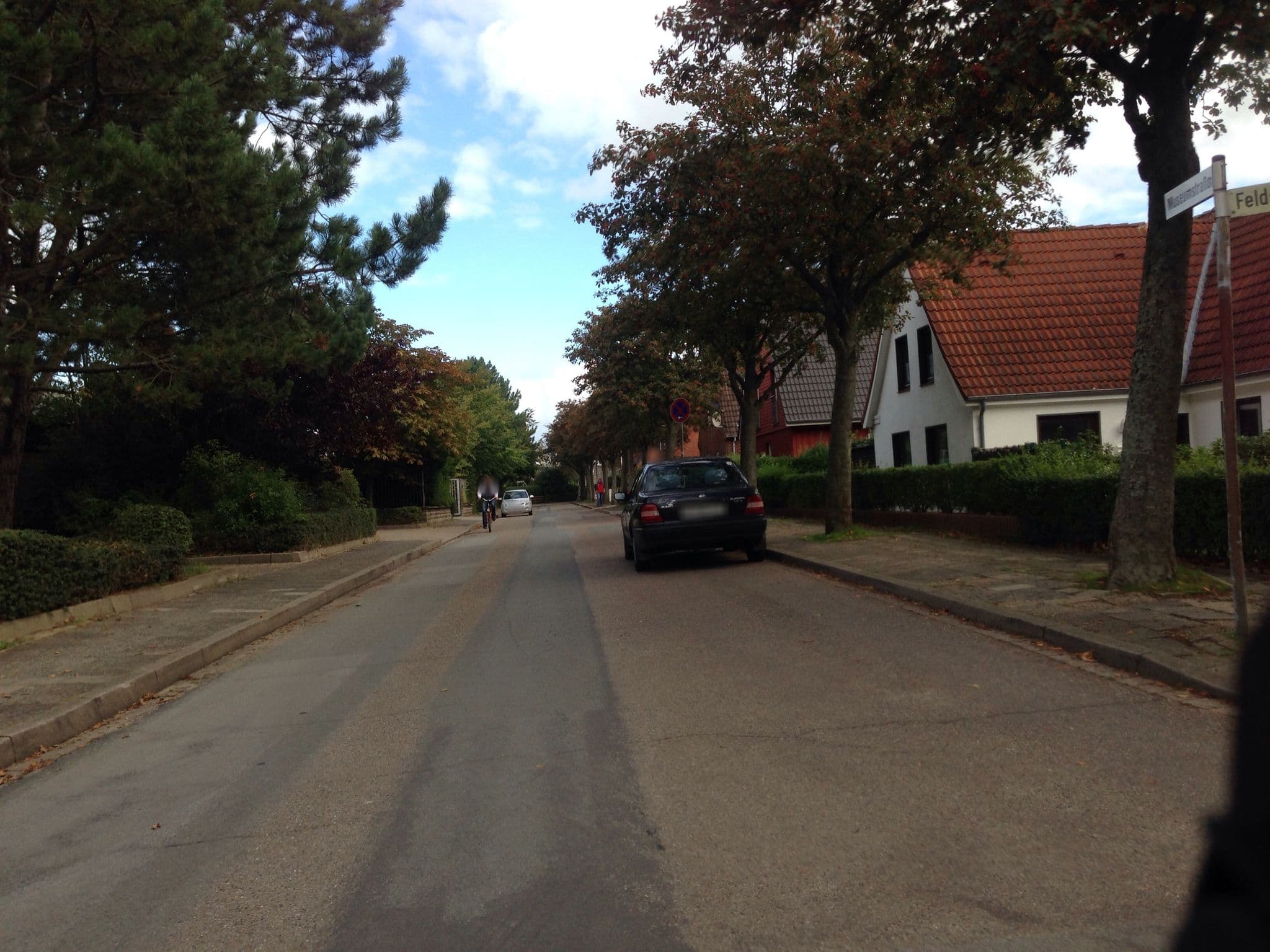 Street view near Haus Saarland, Wyk auf Föhr — © mjay (CC BY-SA · Mapillary)
