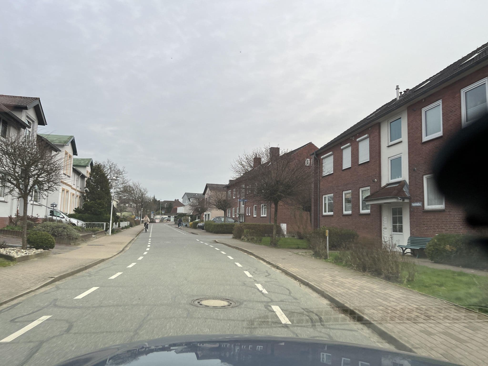Street view near Haus Tertius - Strand- und hafennahe ruhige Ferienwohnung, Büsum — © robffm (CC BY-SA · Mapillary)