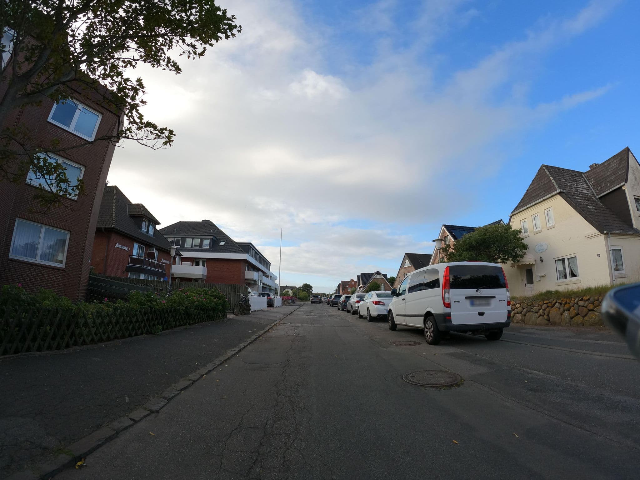 Street view near Günzburg 3, Westerland — © strubbl (CC BY-SA · Mapillary)