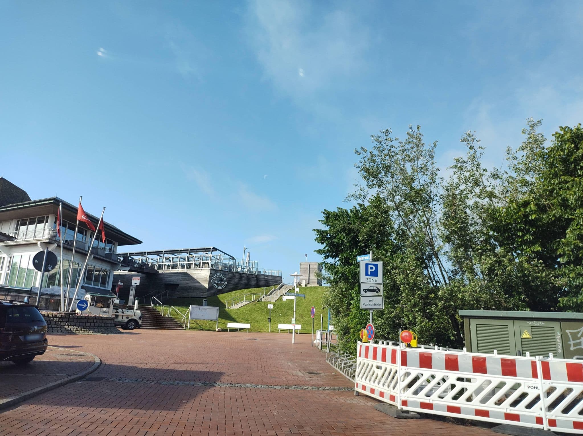 Street view near Haus Sailor Hohenzollernstraße, Büsum — © thetornado76 (CC BY-SA · Mapillary)