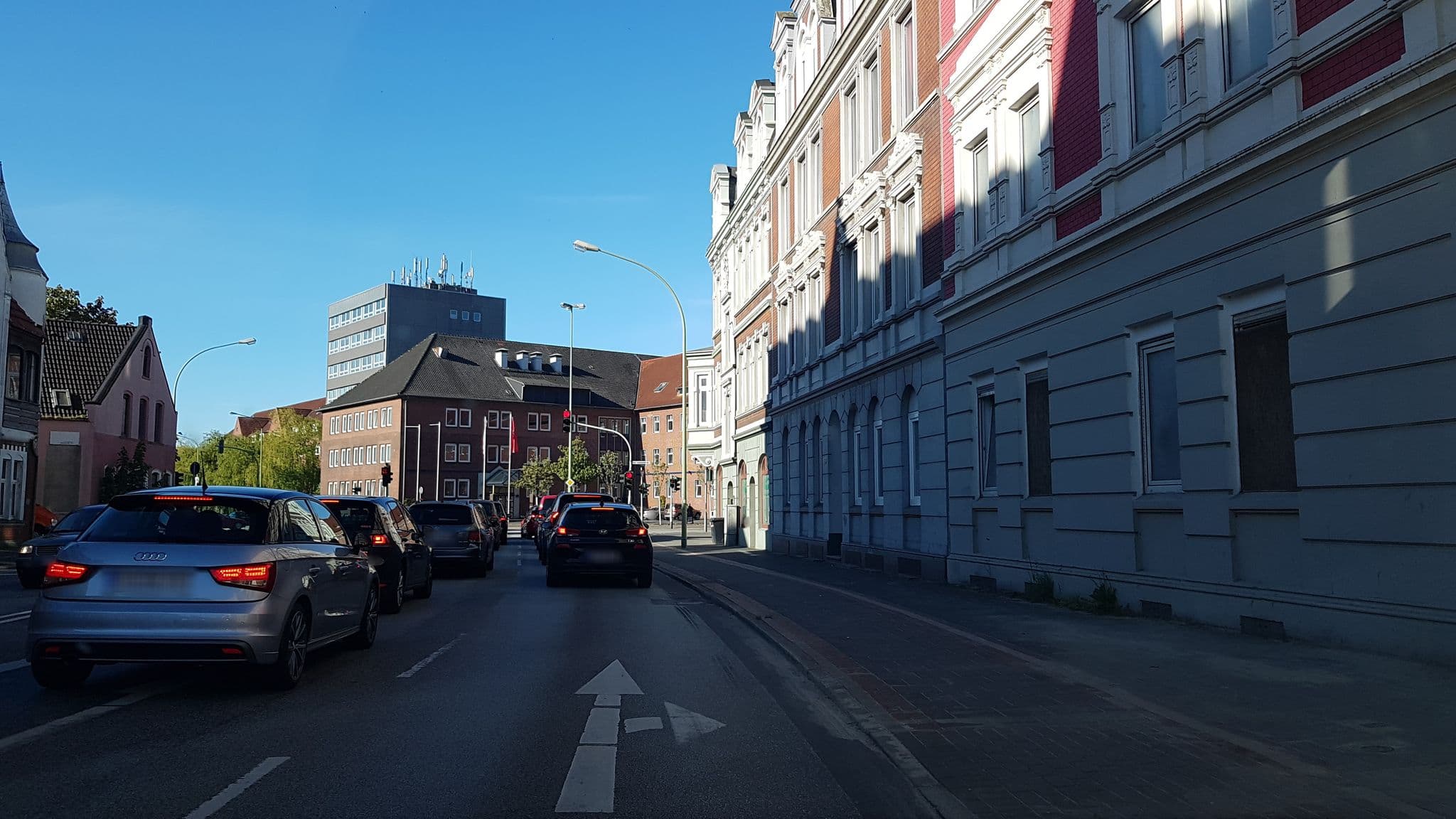 Street view near Pension Alex, Bremerhaven — © imeem5551 (CC BY-SA · Mapillary)