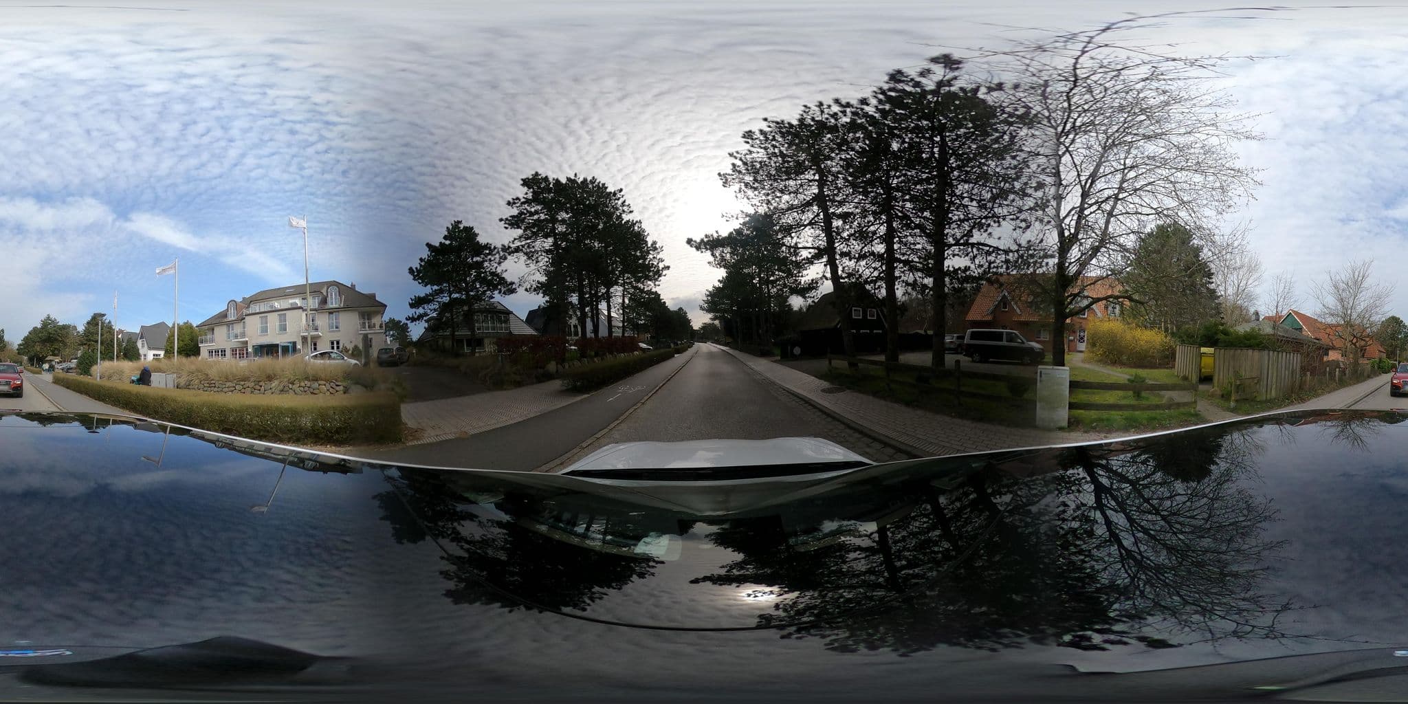 Street view near Hotel Tweed, Sankt Peter-Ording — © peterleth (CC BY-SA · Mapillary)