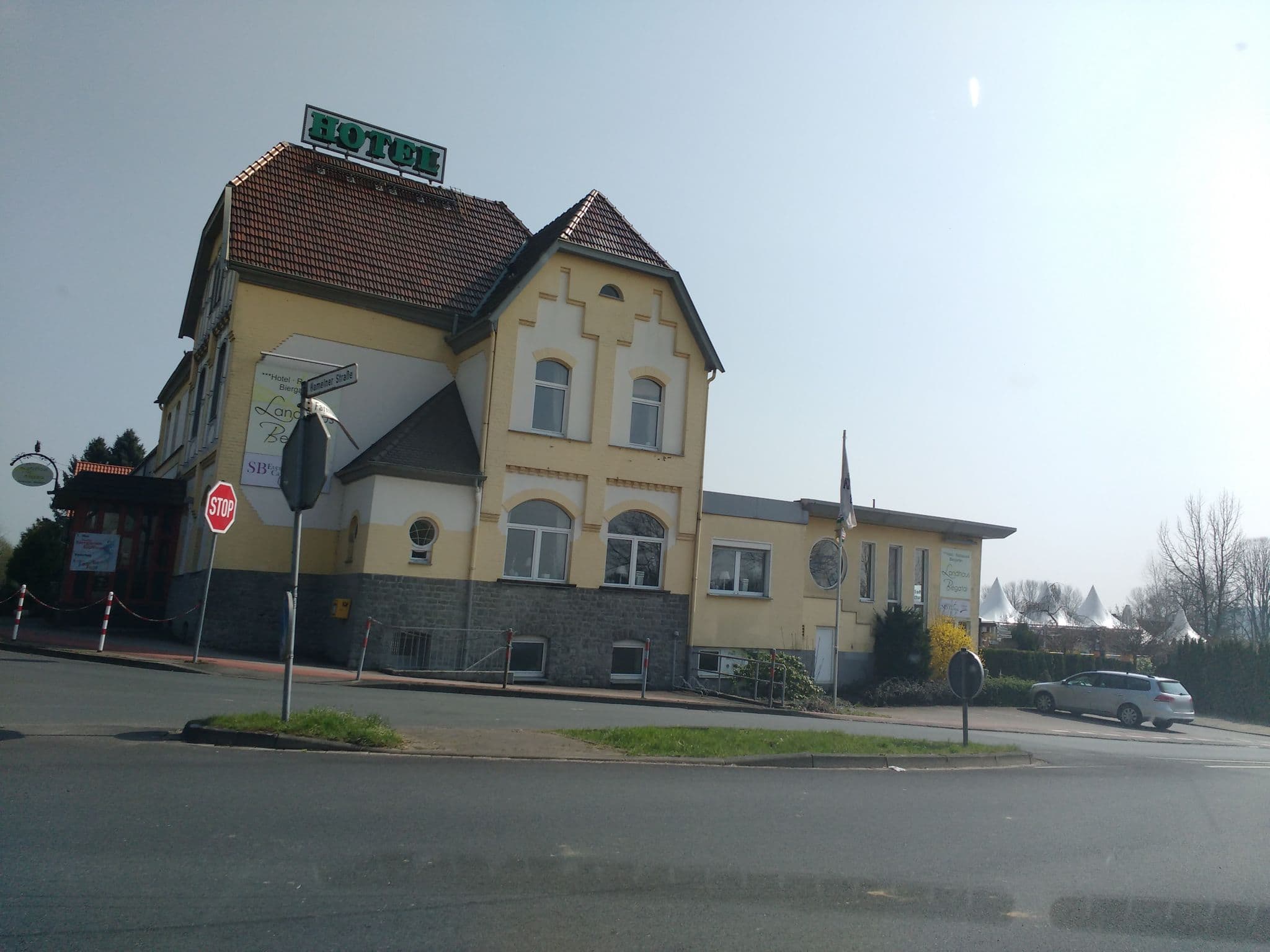Street view near Waldhotel Dörentrup, Dörentrup — © thetornado76 (CC BY-SA · Mapillary)
