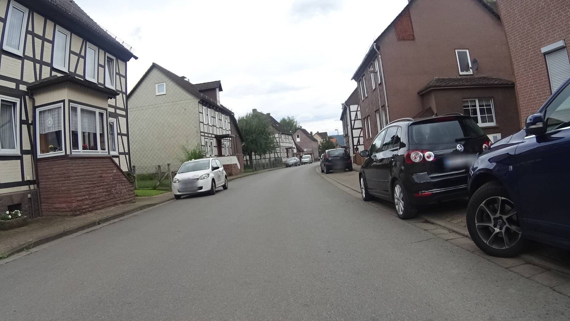 Street view near Ferienwohnung Scandic Hygge Bevern im Weserbergland, Bevern — © klausx (CC BY-SA · Mapillary)