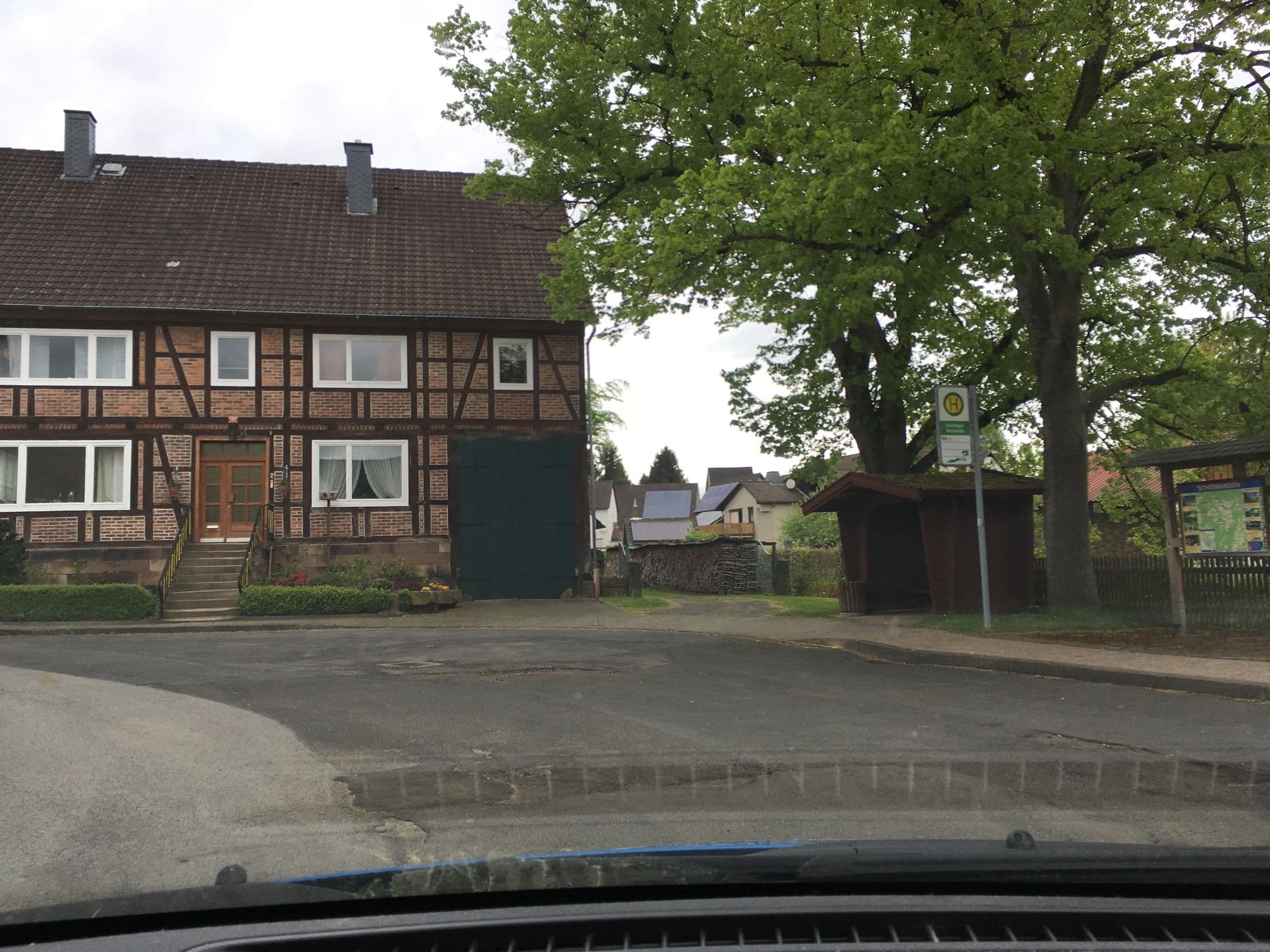 Street view near Gasthaus Zur Harburg, Bodenfelde — © hotteliene (CC BY-SA · Mapillary)