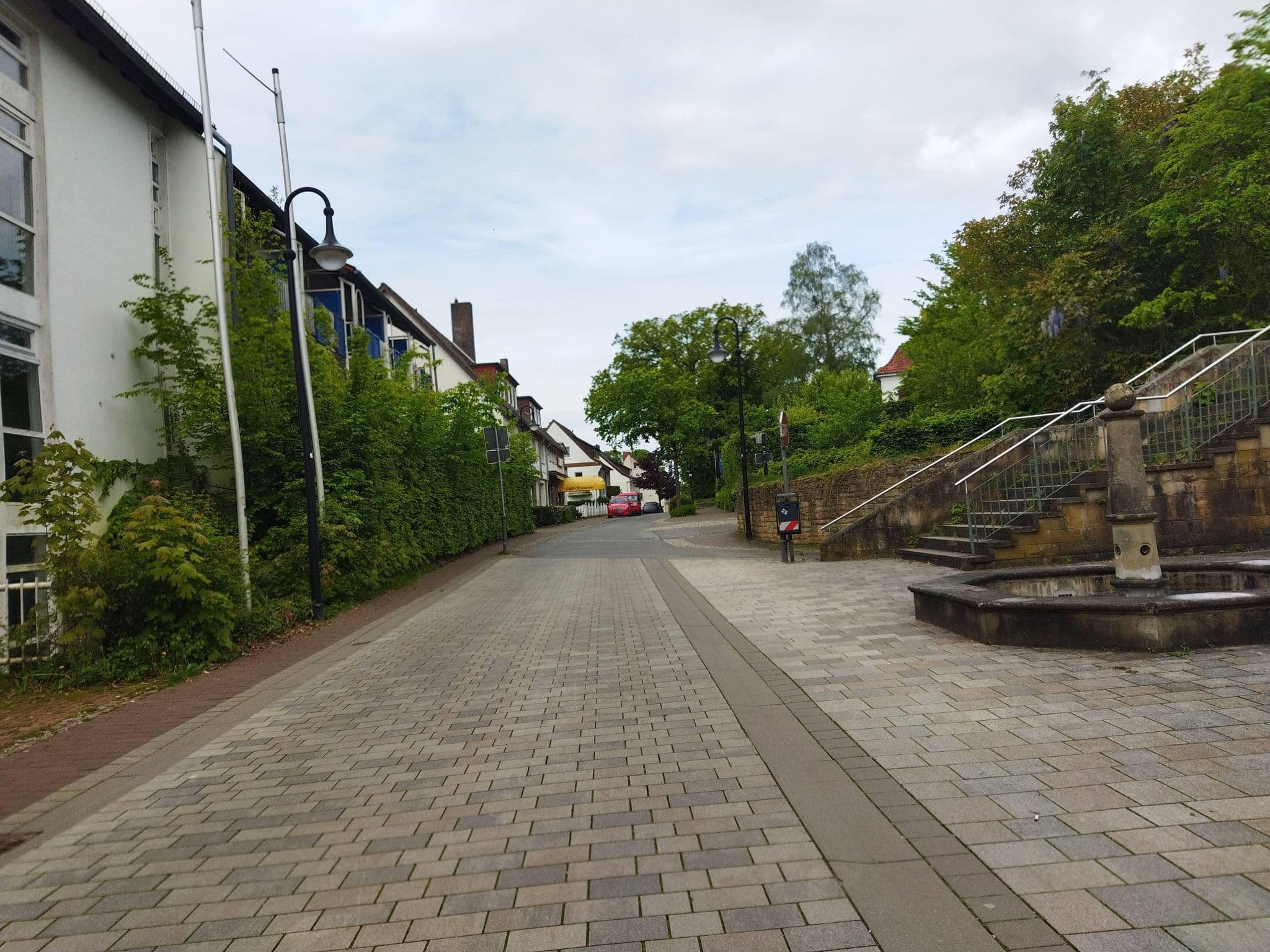 Street view near Hotel- und Gaststätten-Betriebsgesellschaft Landesverband Lippe, Bad Meinberg — © changchun1 (CC BY-SA · Mapillary)
