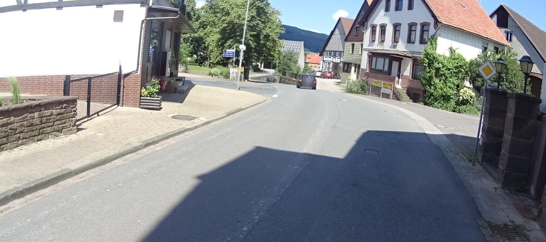 Street view near Hotel Garni Zum Weissen Ross, Golmbach — © klausx (CC BY-SA · Mapillary)