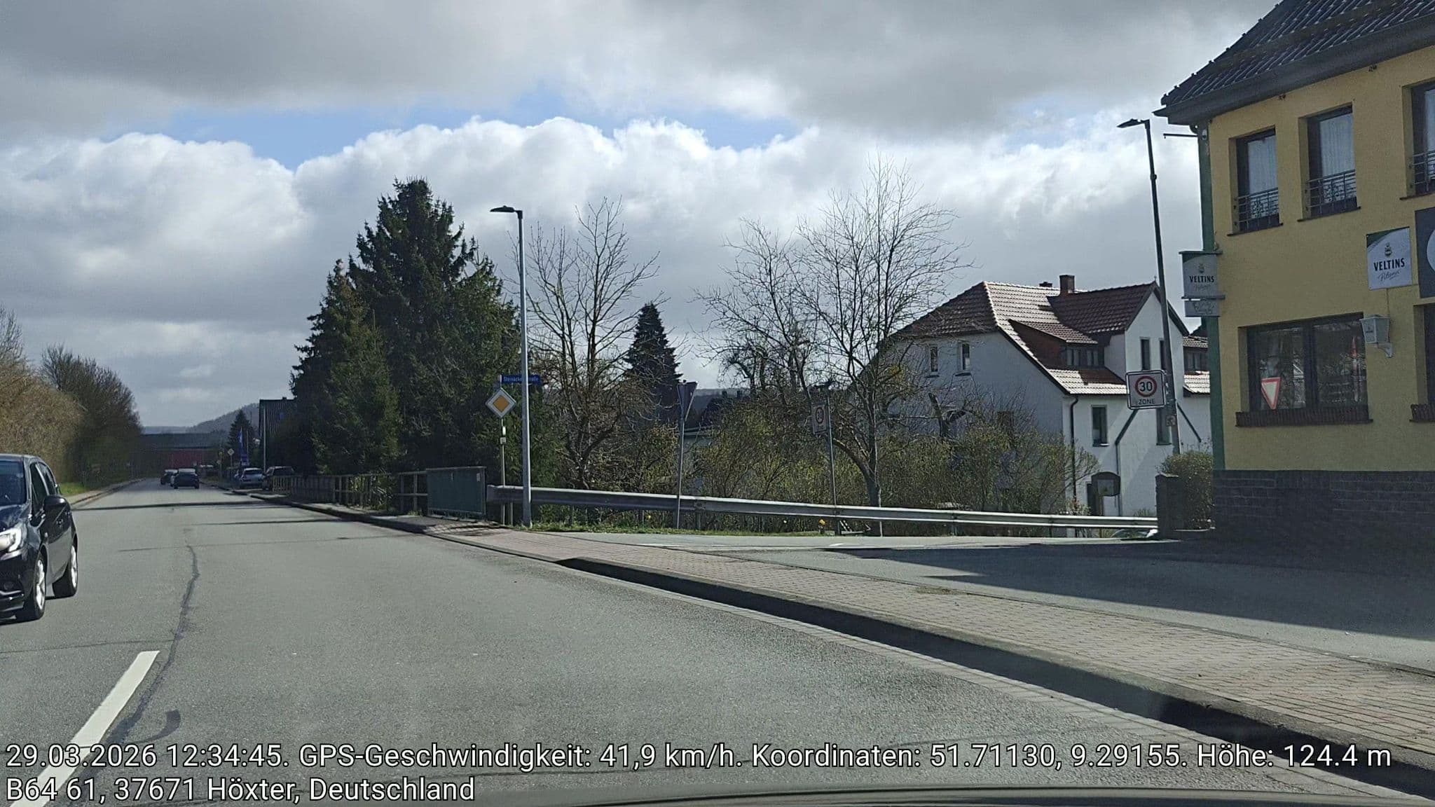 Street view near Gasthof Steineck, Brakel — © amenophis (CC BY-SA · Mapillary)