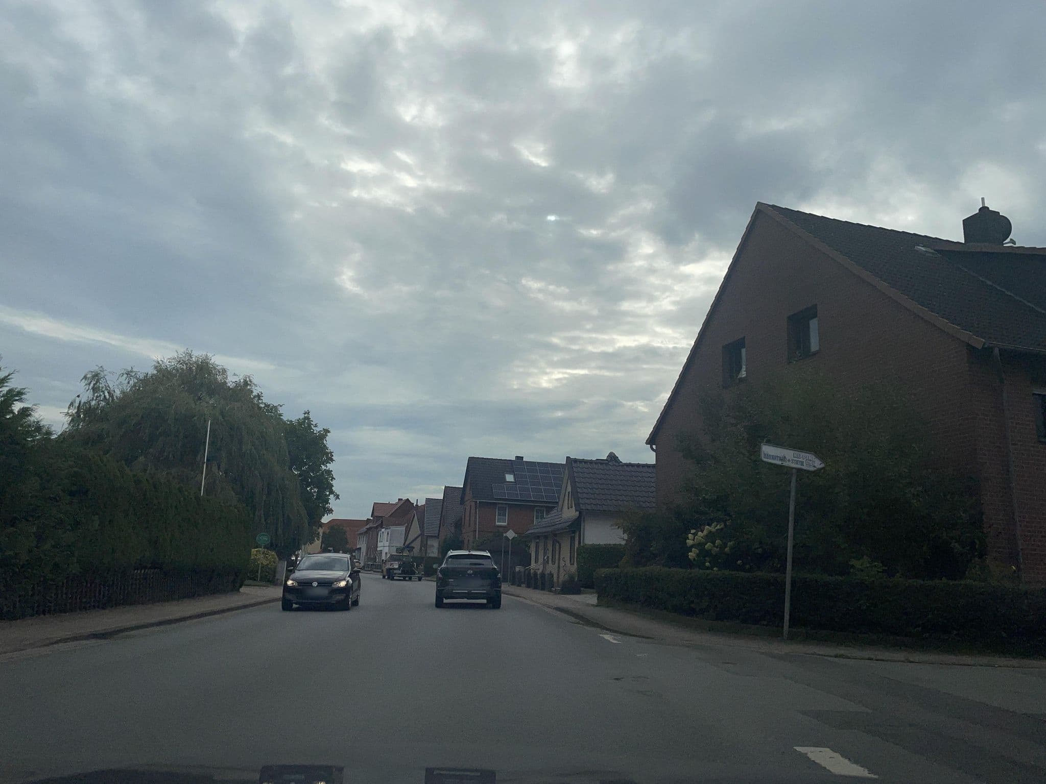 Street view near Gäste-Hof Rinne, Rinteln — © baldur80 (CC BY-SA · Mapillary)