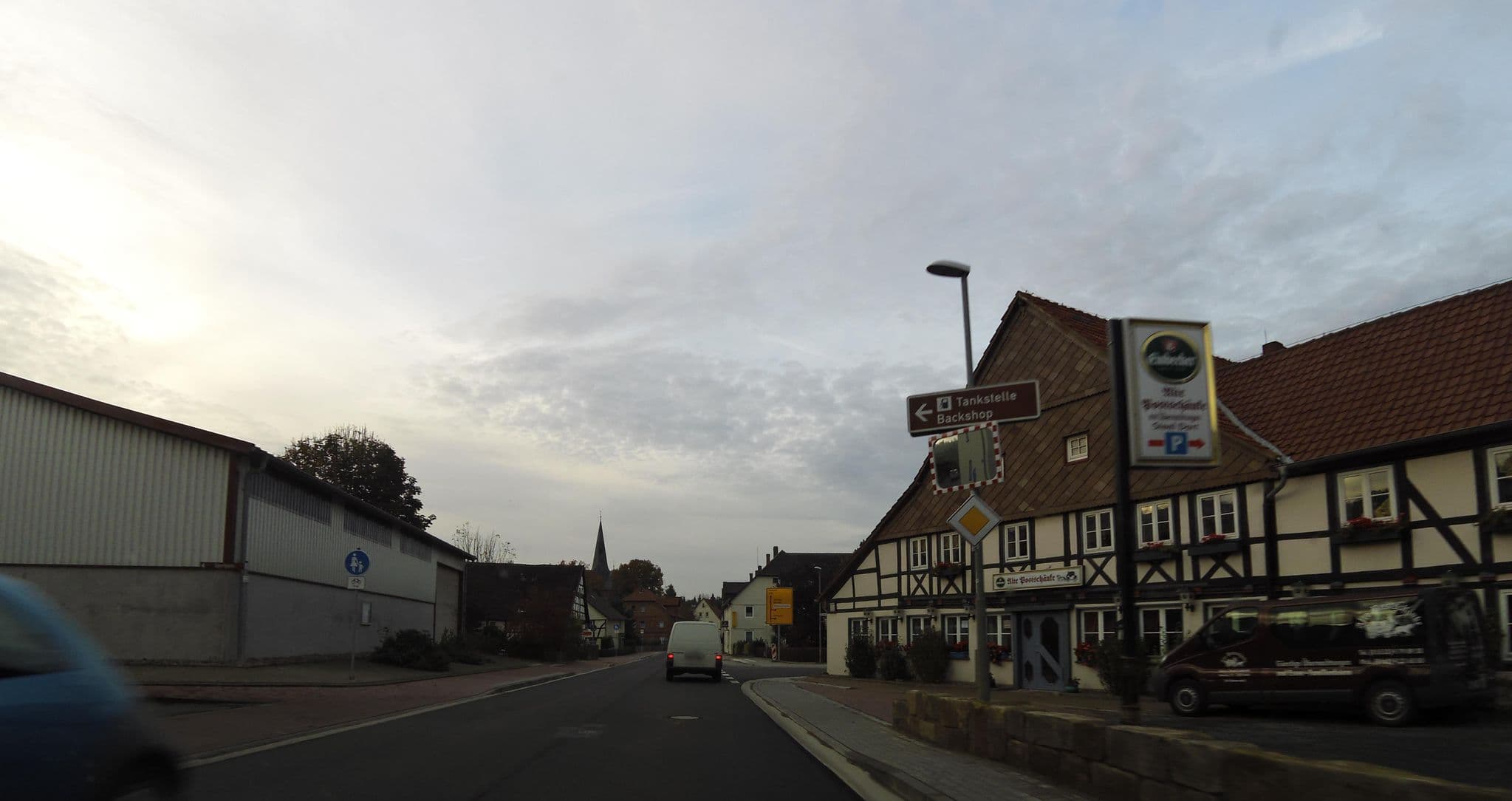 Street view near Alte Postschänke, Kirchbrak — © thomersch (CC BY-SA · Mapillary)