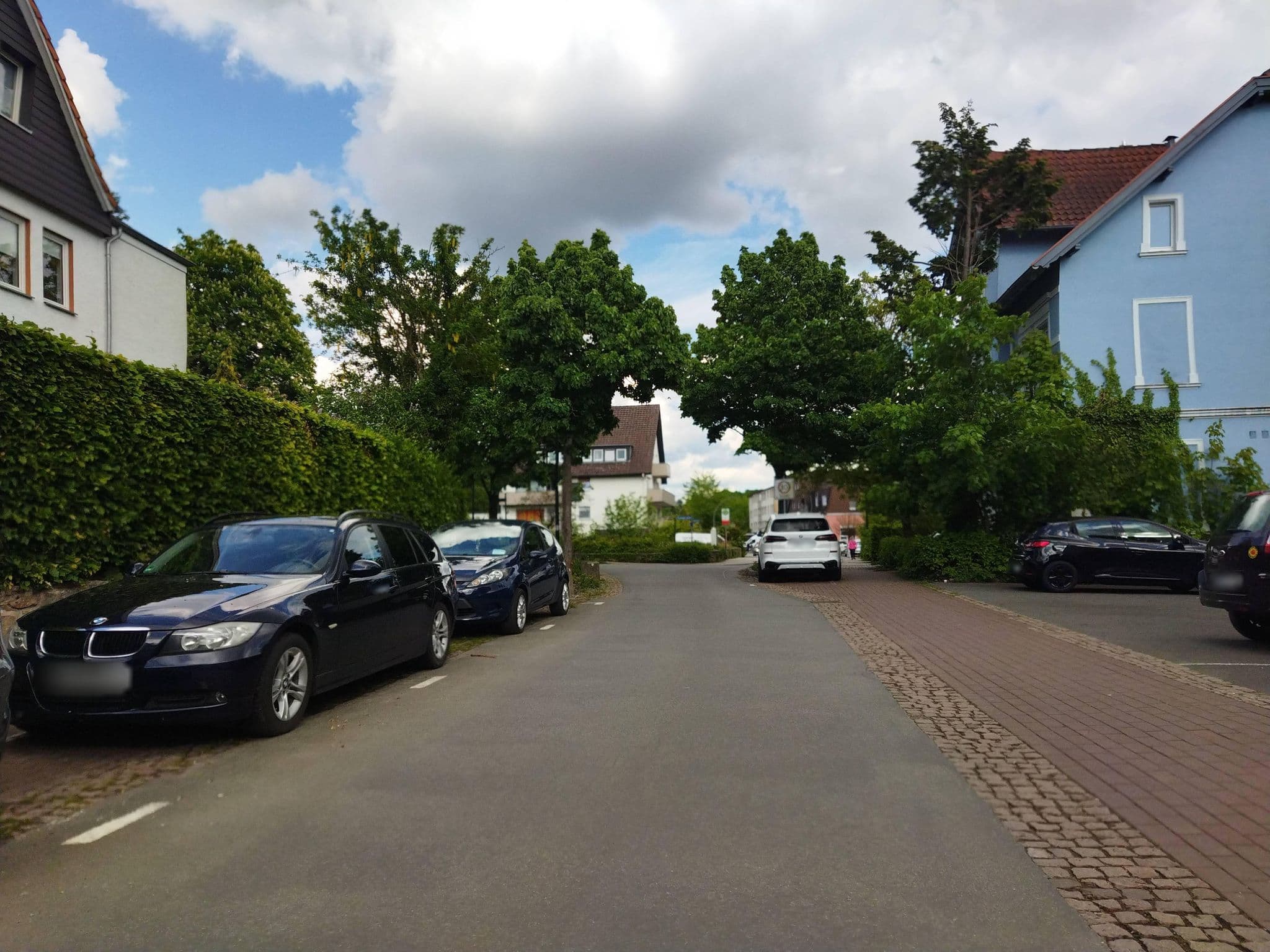 Street view near Haus Reuter, Bad Meinberg — © changchun1 (CC BY-SA · Mapillary)