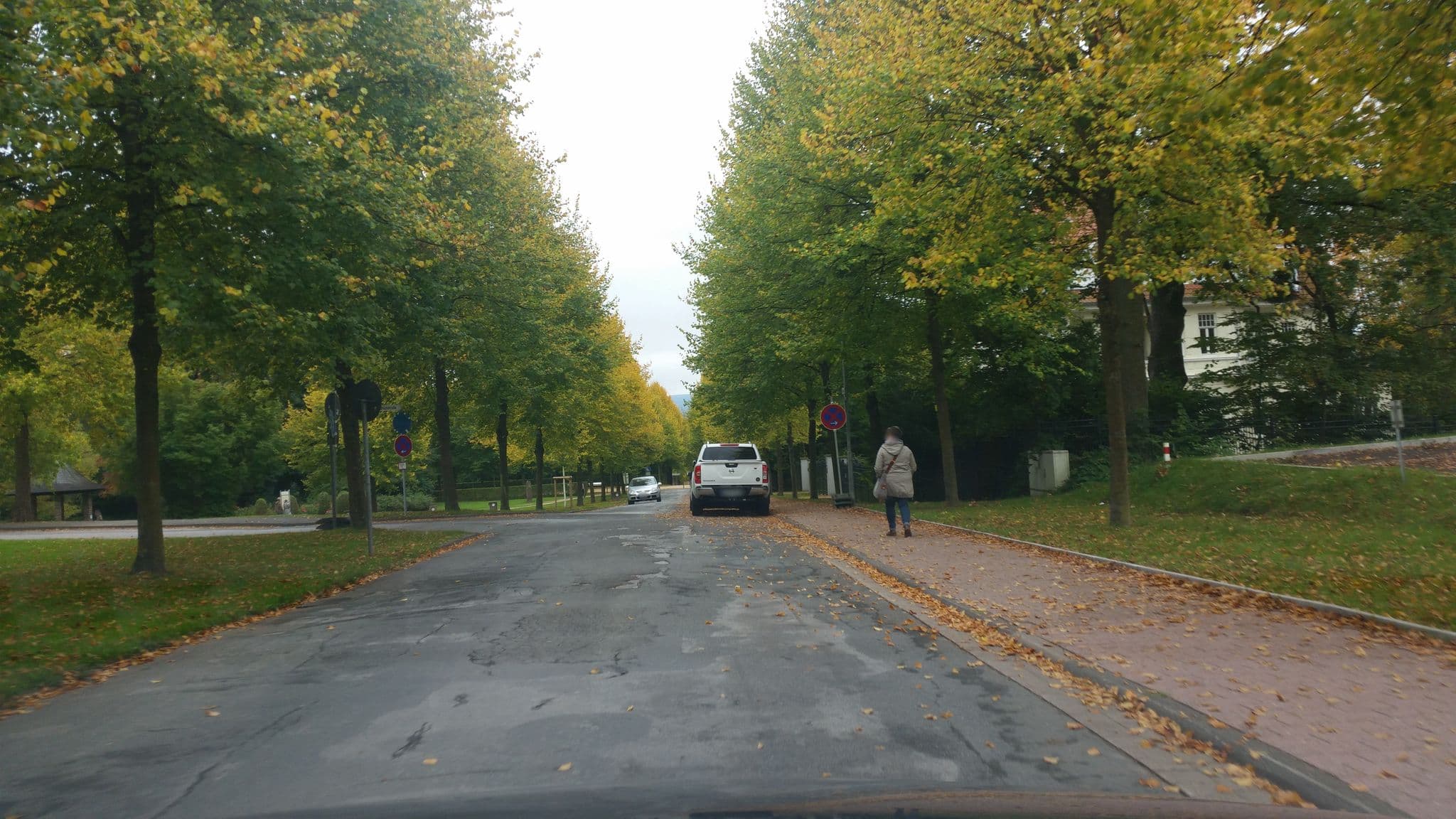 Street view near Haus Rubin, Bad Pyrmont — © snowdiver (CC BY-SA · Mapillary)