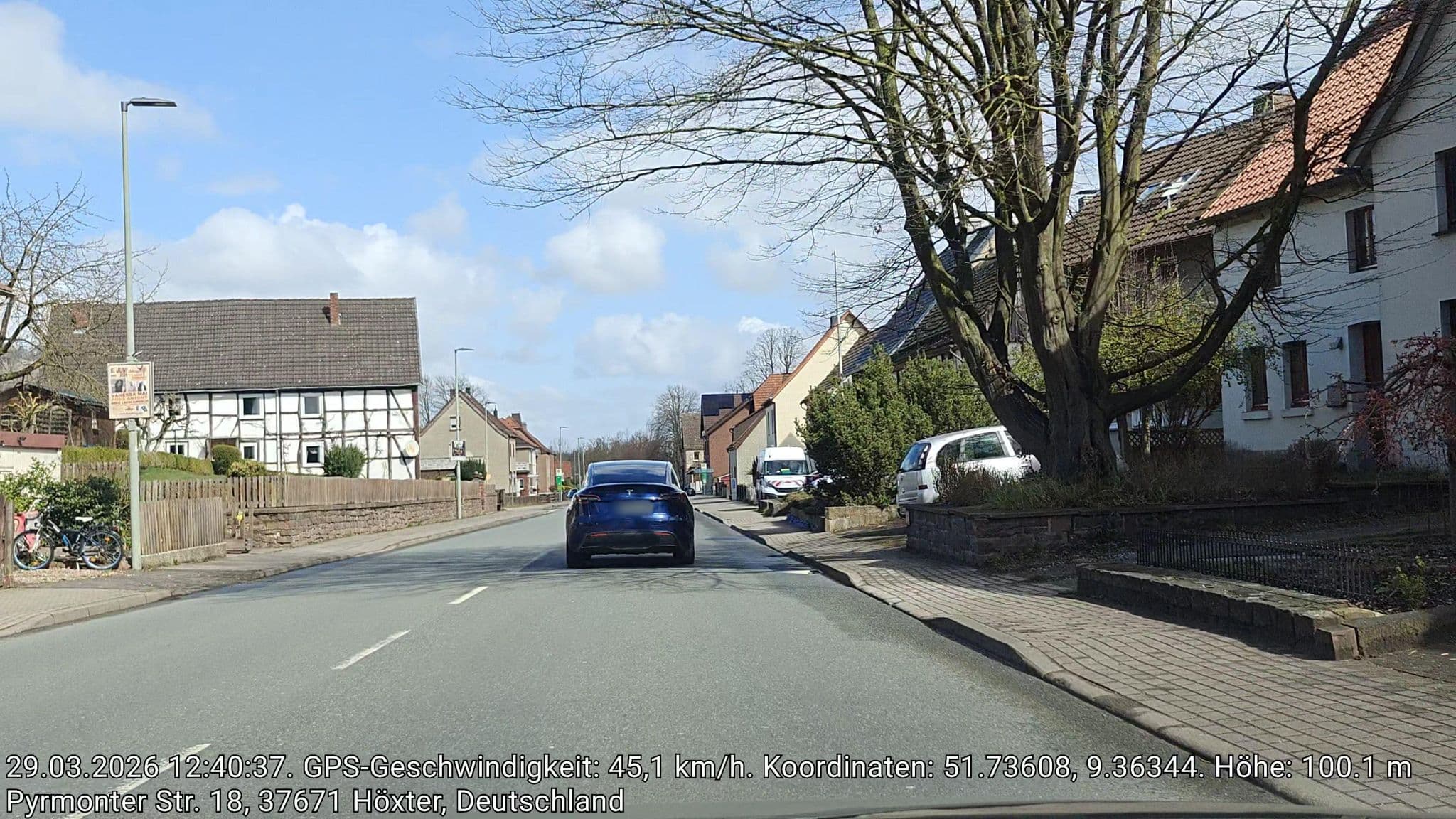 Street view near Hotel Wesertal, Boffzen — © amenophis (CC BY-SA · Mapillary)