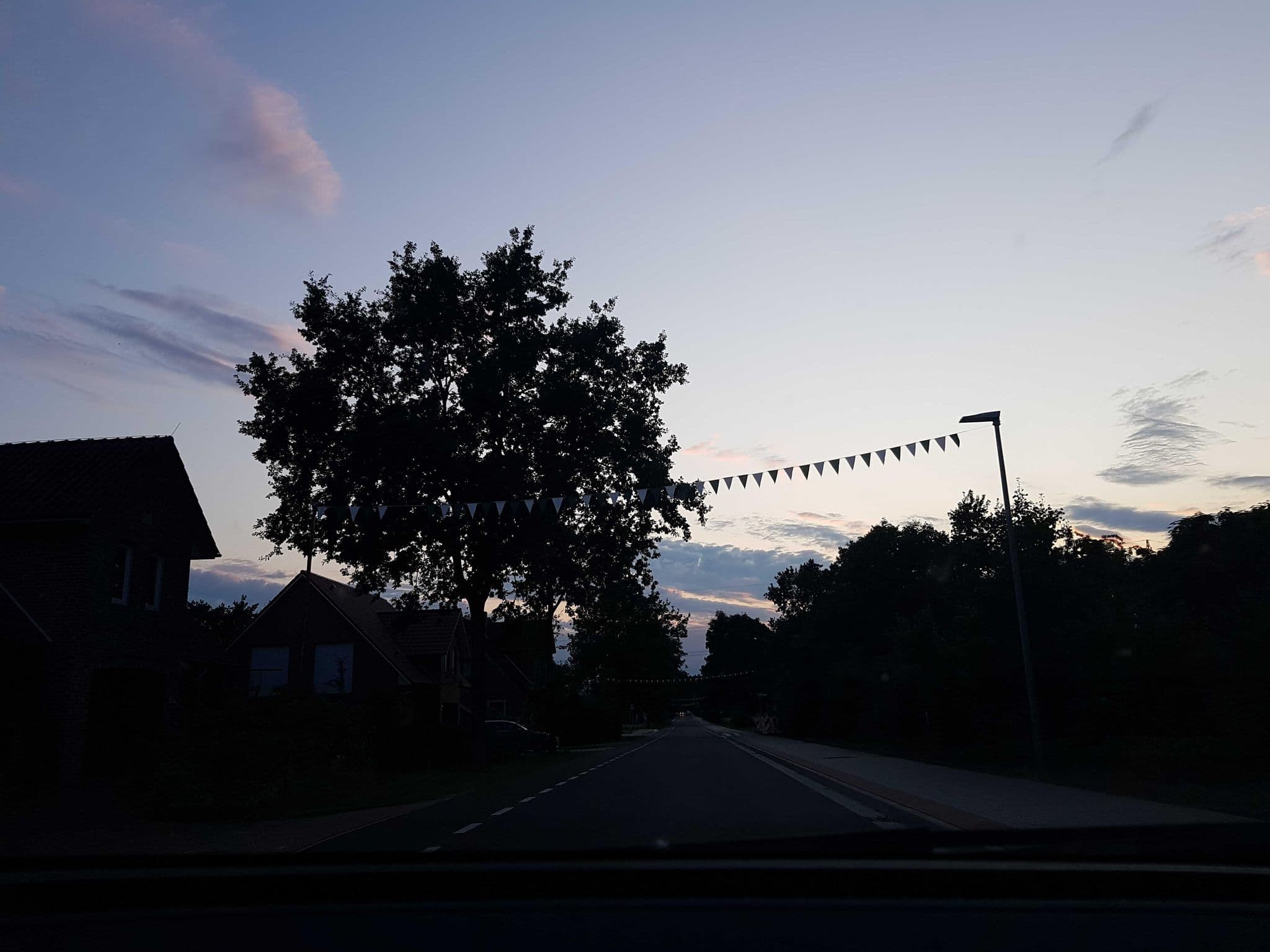 Street view near Ferienhof Niemeyer, Walsrode — © hotteliene (CC BY-SA · Mapillary)