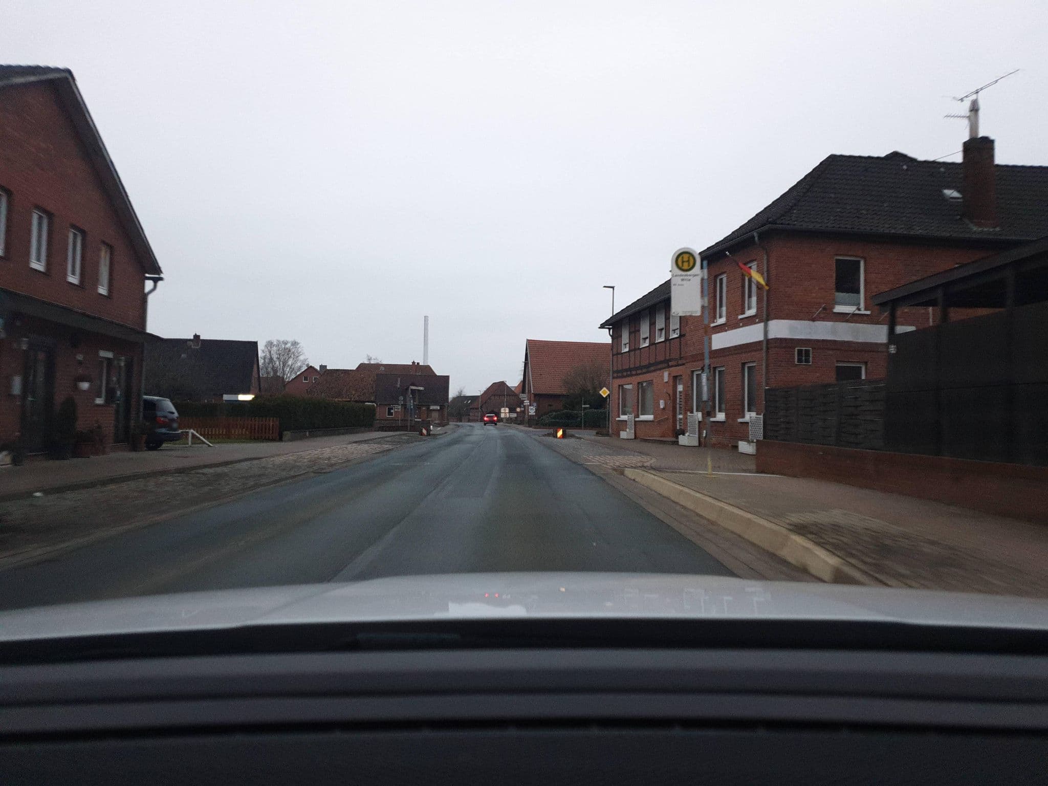 Street view near Zum Ratskeller, Landesbergen — © Schmarvis (CC BY-SA · Mapillary)