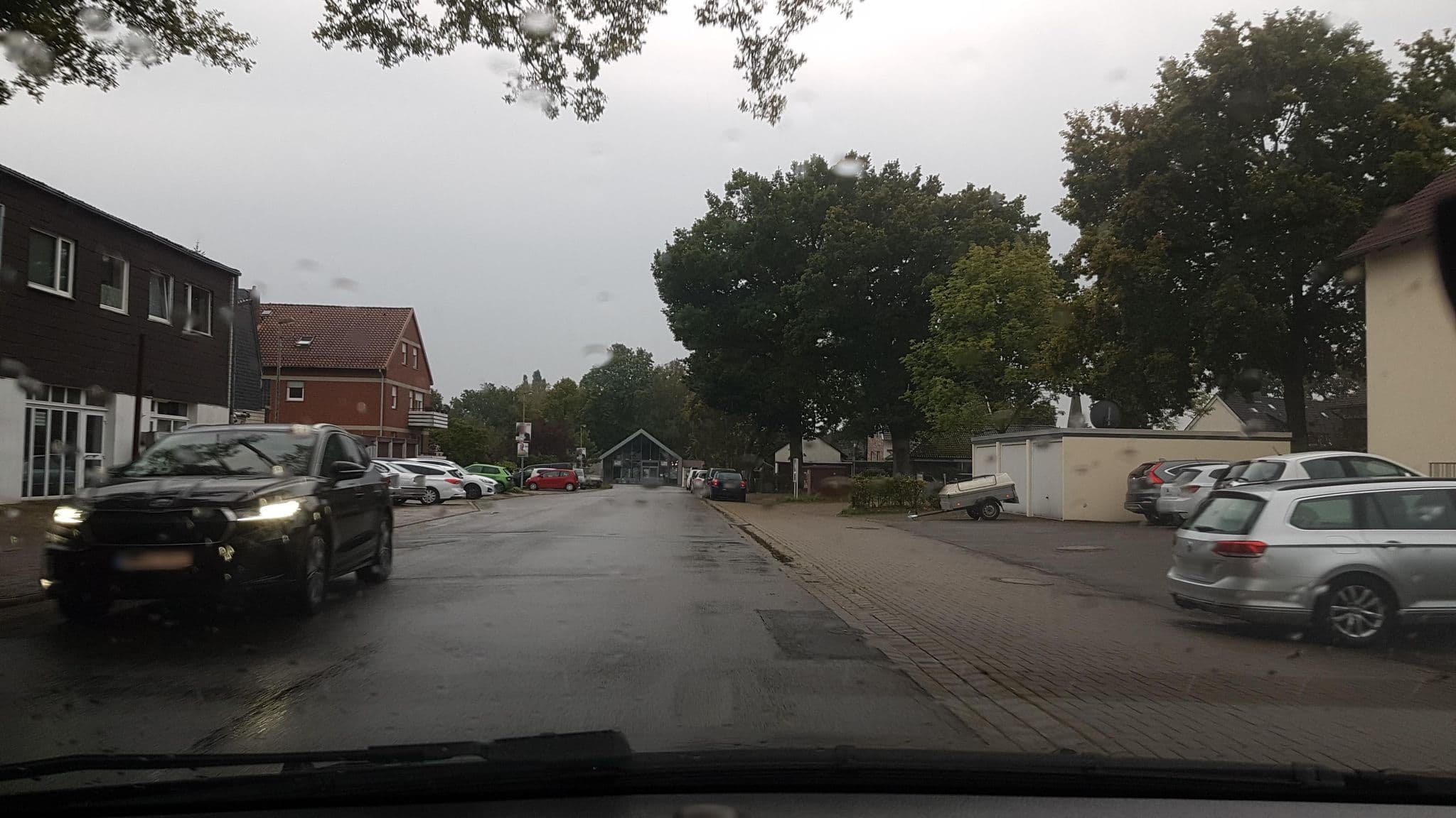Street view near Heidegasthof Löns, Garbsen-Mitte — © Langfahrer (CC BY-SA · Mapillary)