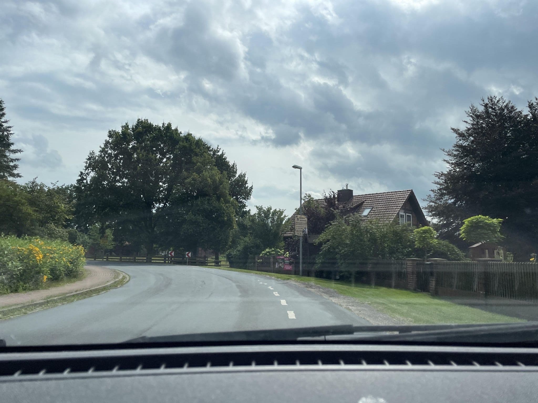 Street view near Ferienhaus Schäfer, Ahlden — © hotteliene (CC BY-SA · Mapillary)