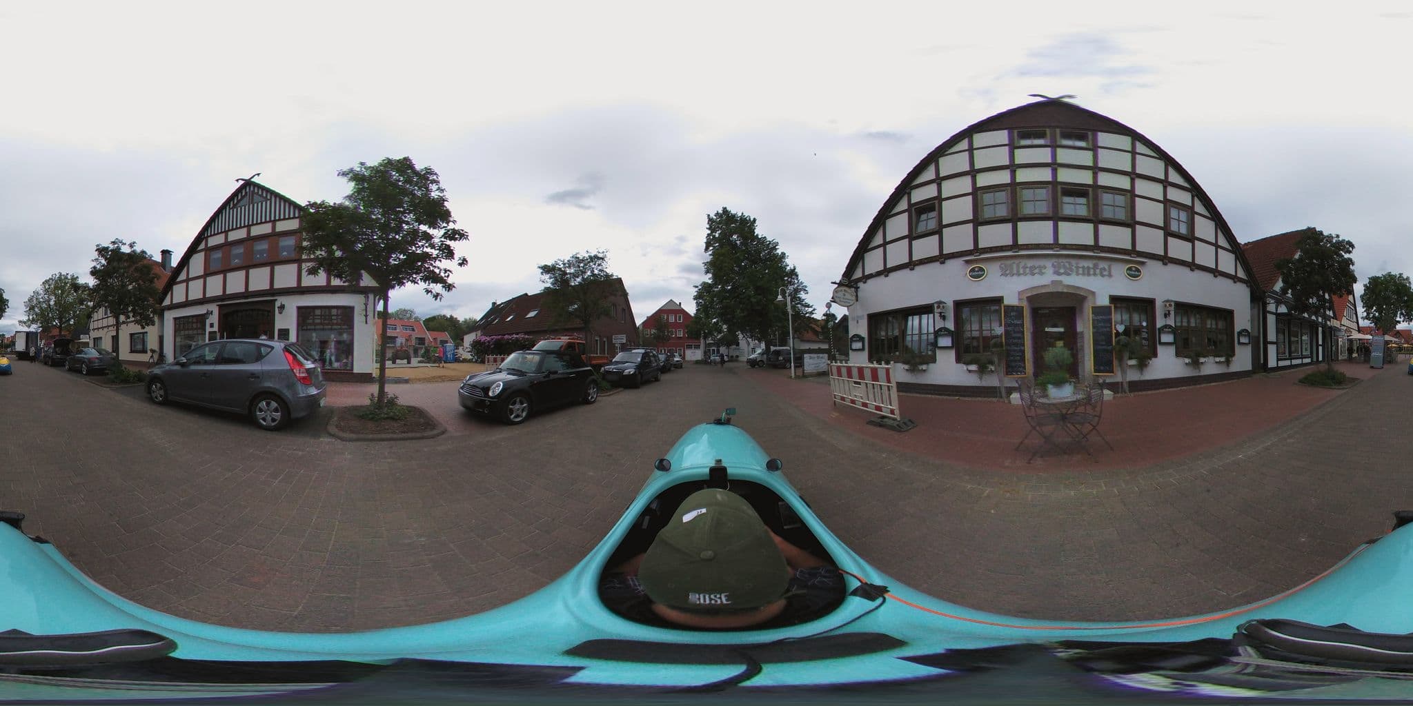 Street view near Hotel Restaurant Alter Winkel, Hagenburg — © peewee32 (CC BY-SA · Mapillary)