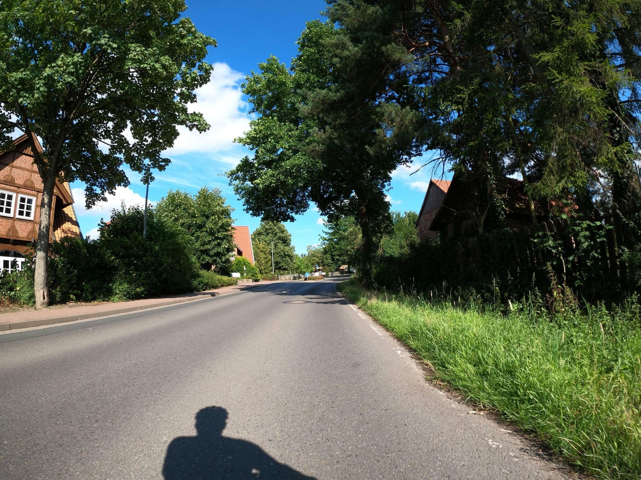 Street view near Stelinger Hof, Garbsen-Mitte — © Langfahrer (CC BY-SA · Mapillary)
