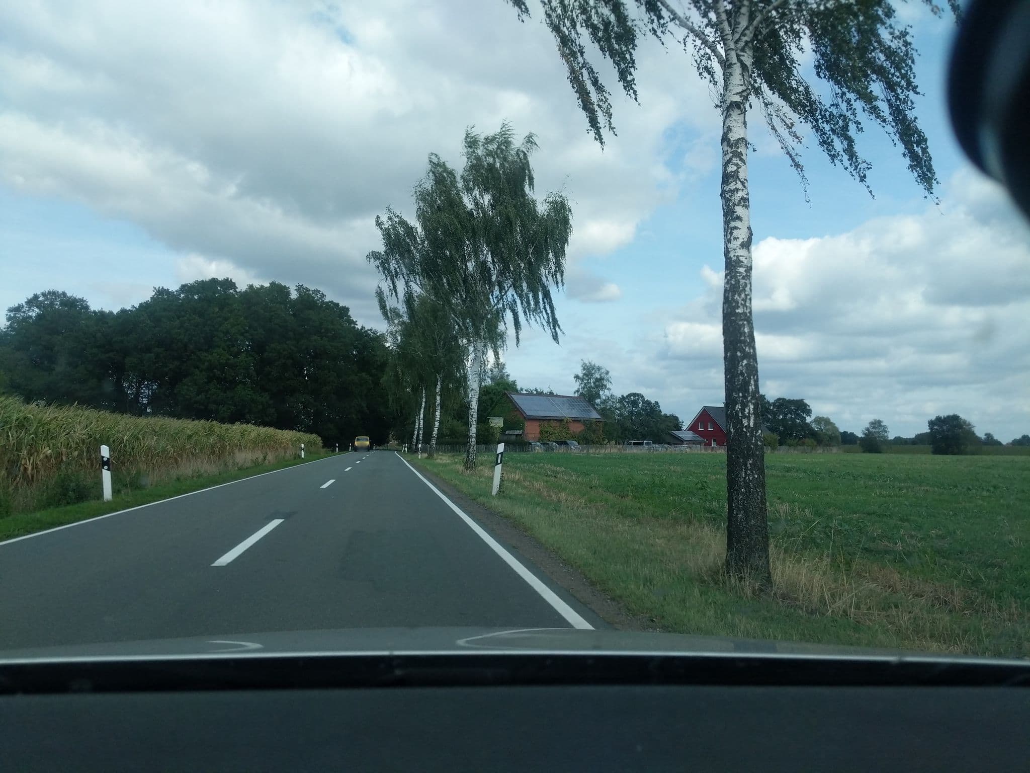 Street view near Mühlenfelds Hof, Wietzen — © nesshof (CC BY-SA · Mapillary)