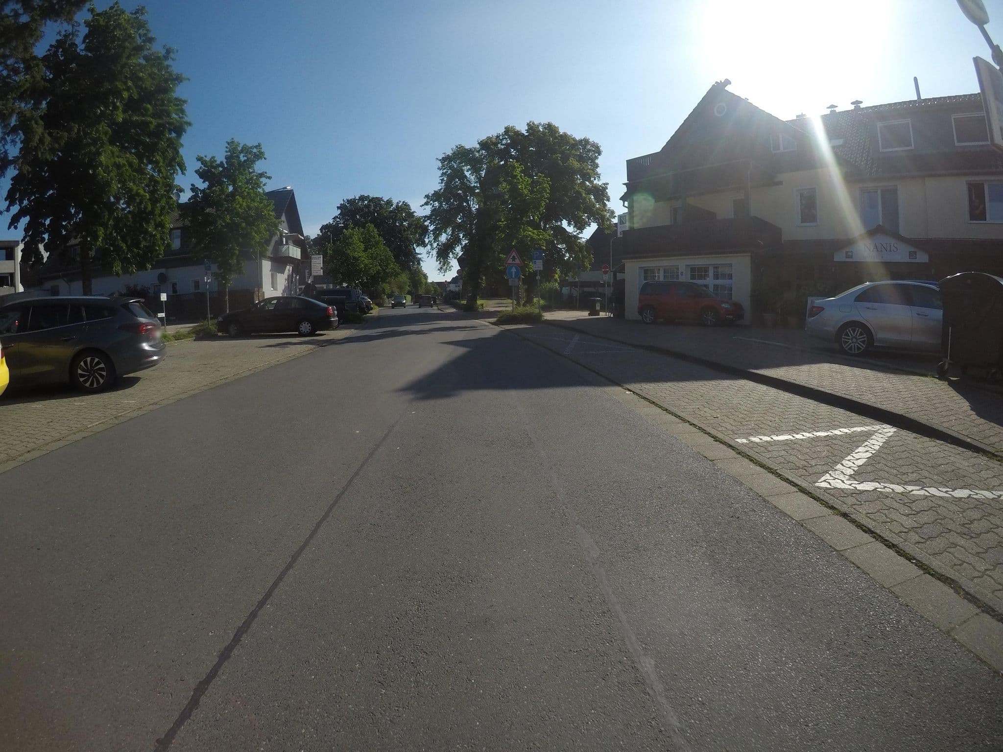 Street view near Hotel & Cafe Nanis, Hagenburg — © mfa (CC BY-SA · Mapillary)
