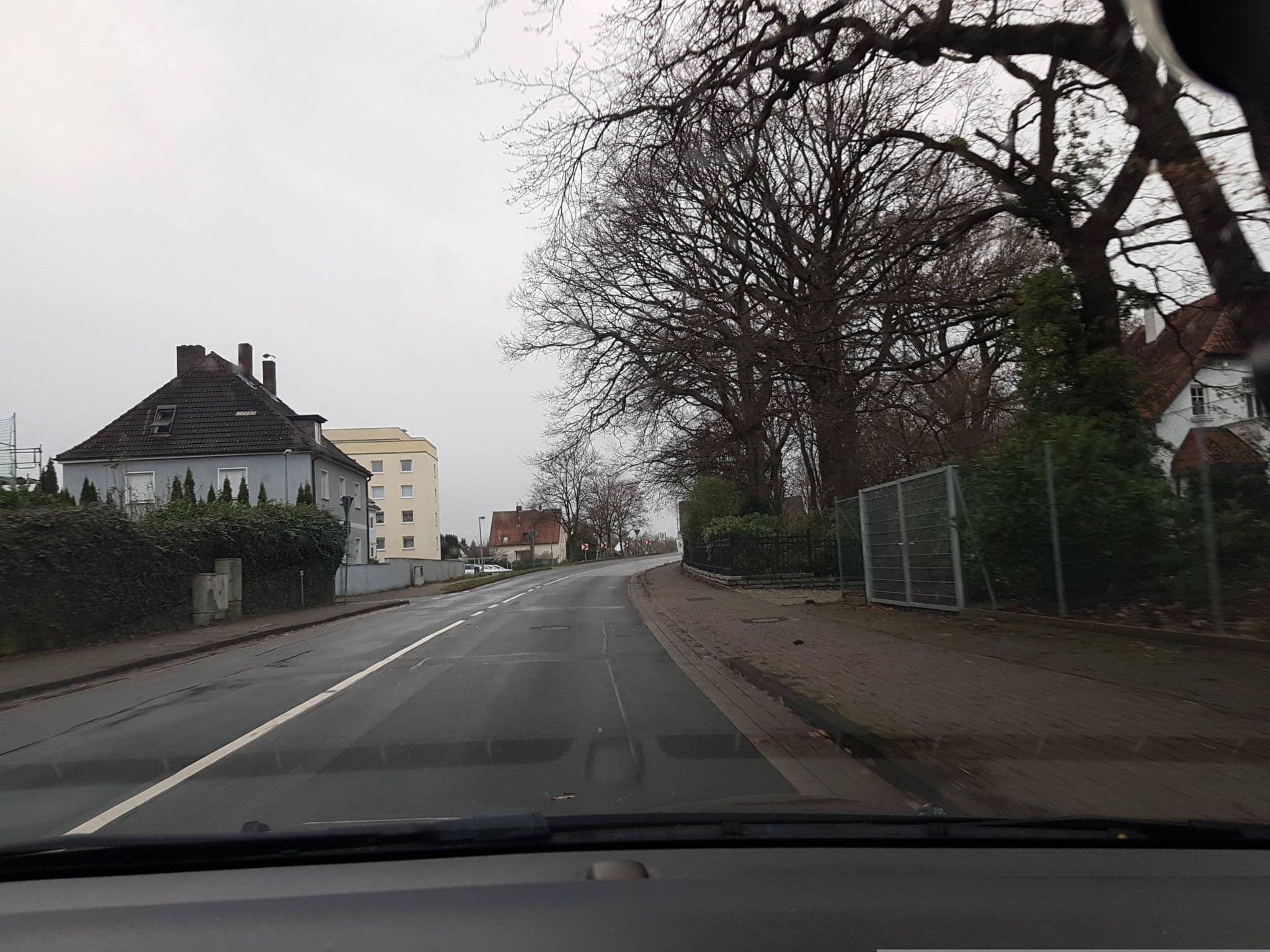 Street view near Hotel Krumme Masch, Seelze — © Langfahrer (CC BY-SA · Mapillary)